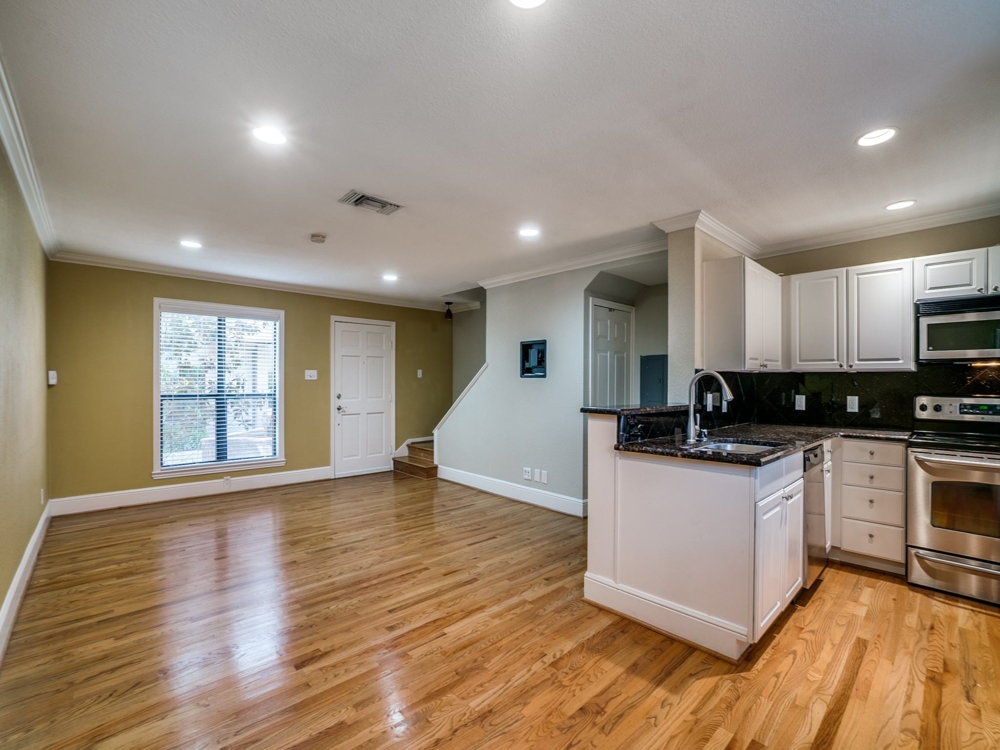 4118 Bowser Avenue Dallas TX 75219