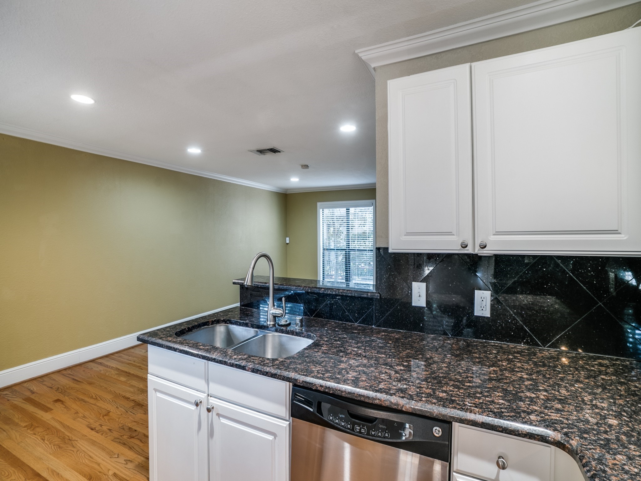 4118 Bowser Avenue Dallas TX 75219