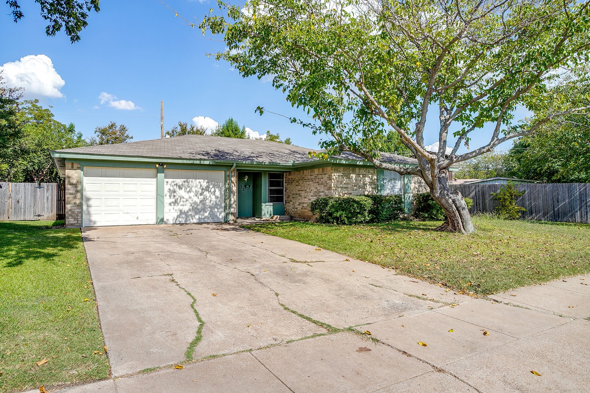 232 Linda Drive Burleson TX 76028