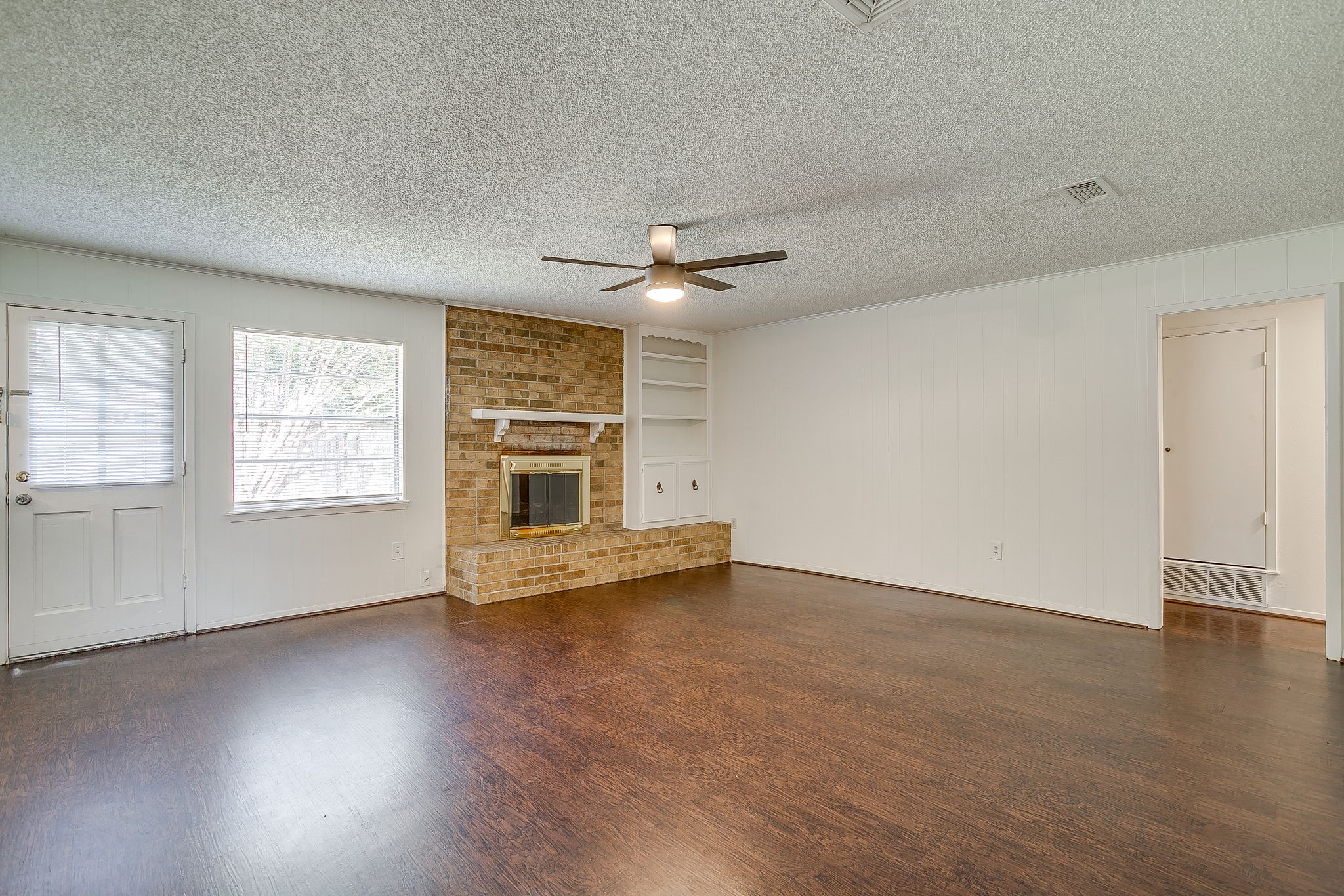 232 Linda Drive Burleson TX 76028