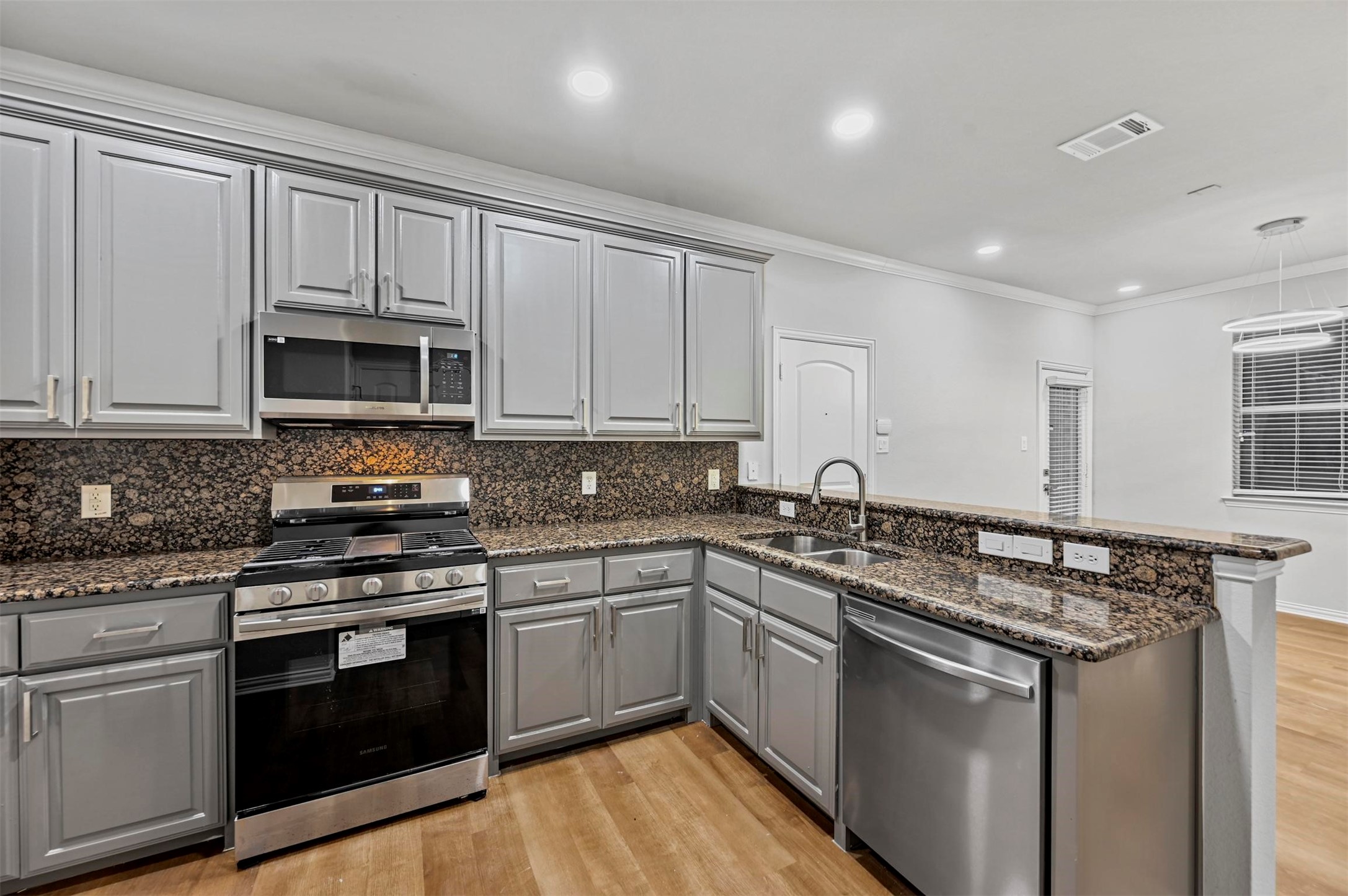 1045 Rodin Lane Carrollton TX 75006
