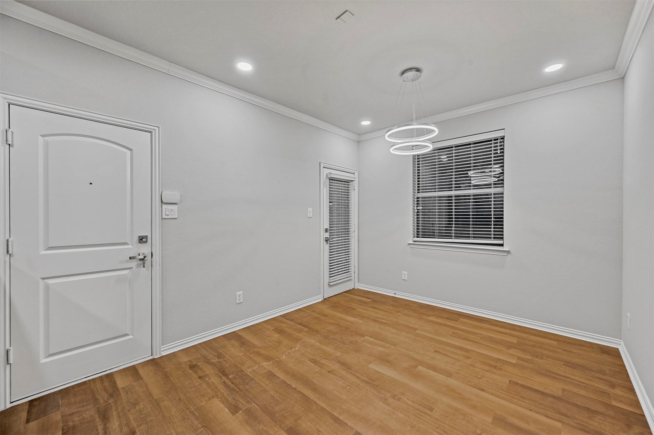 1045 Rodin Lane Carrollton TX 75006