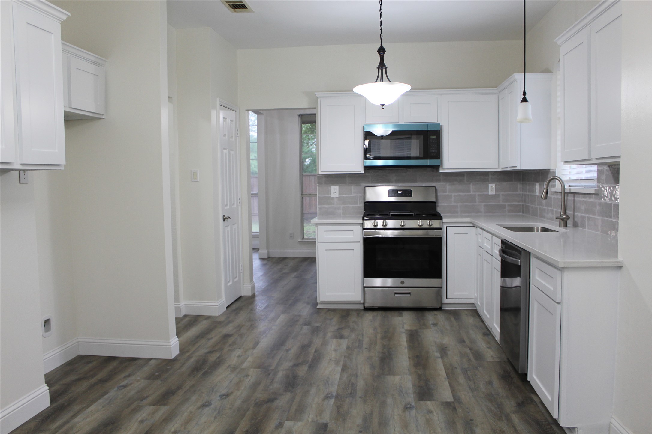 2243 Ellis Drive Flower Mound TX 75028