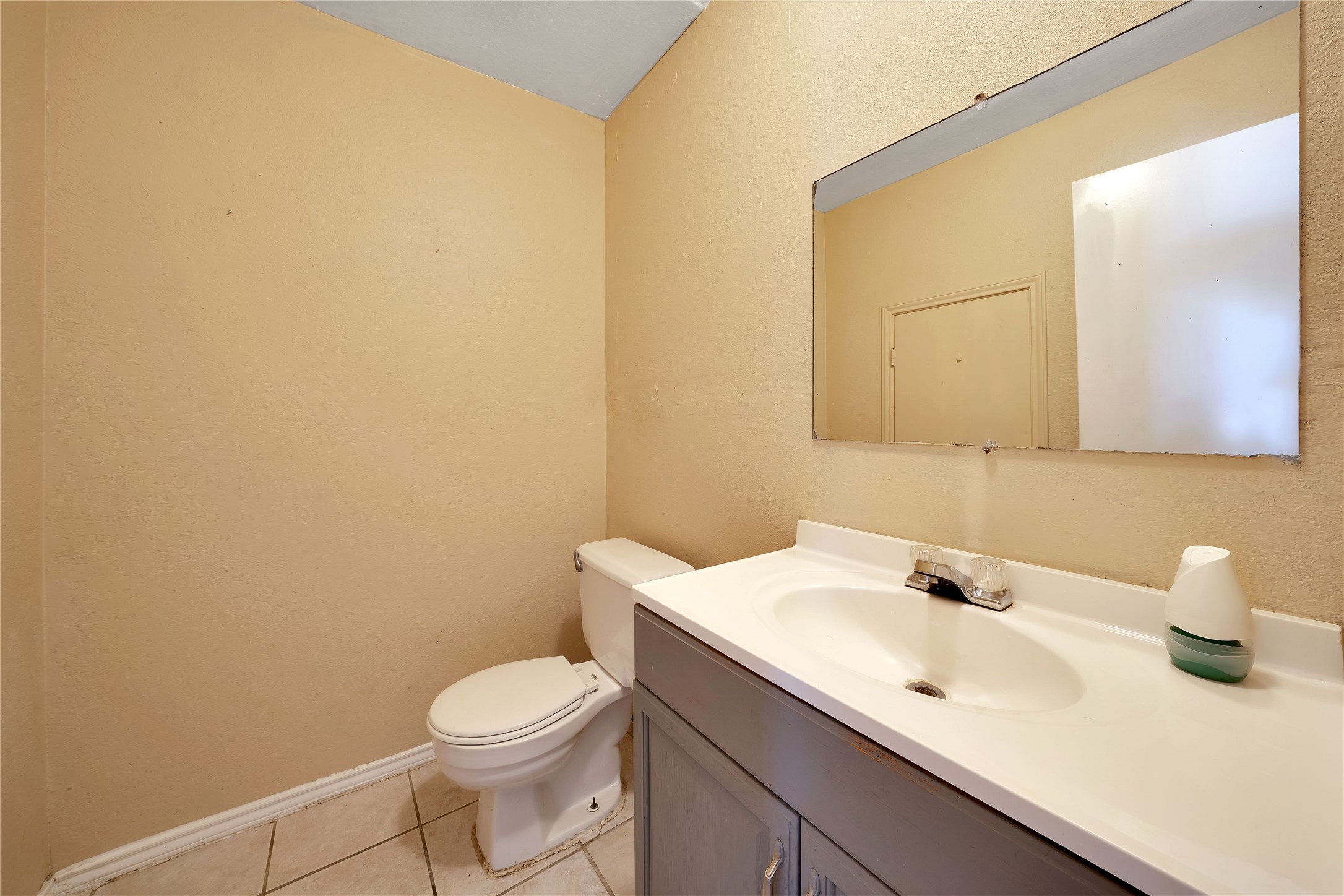 201 S Las Vegas Trail White Settlement TX 76108