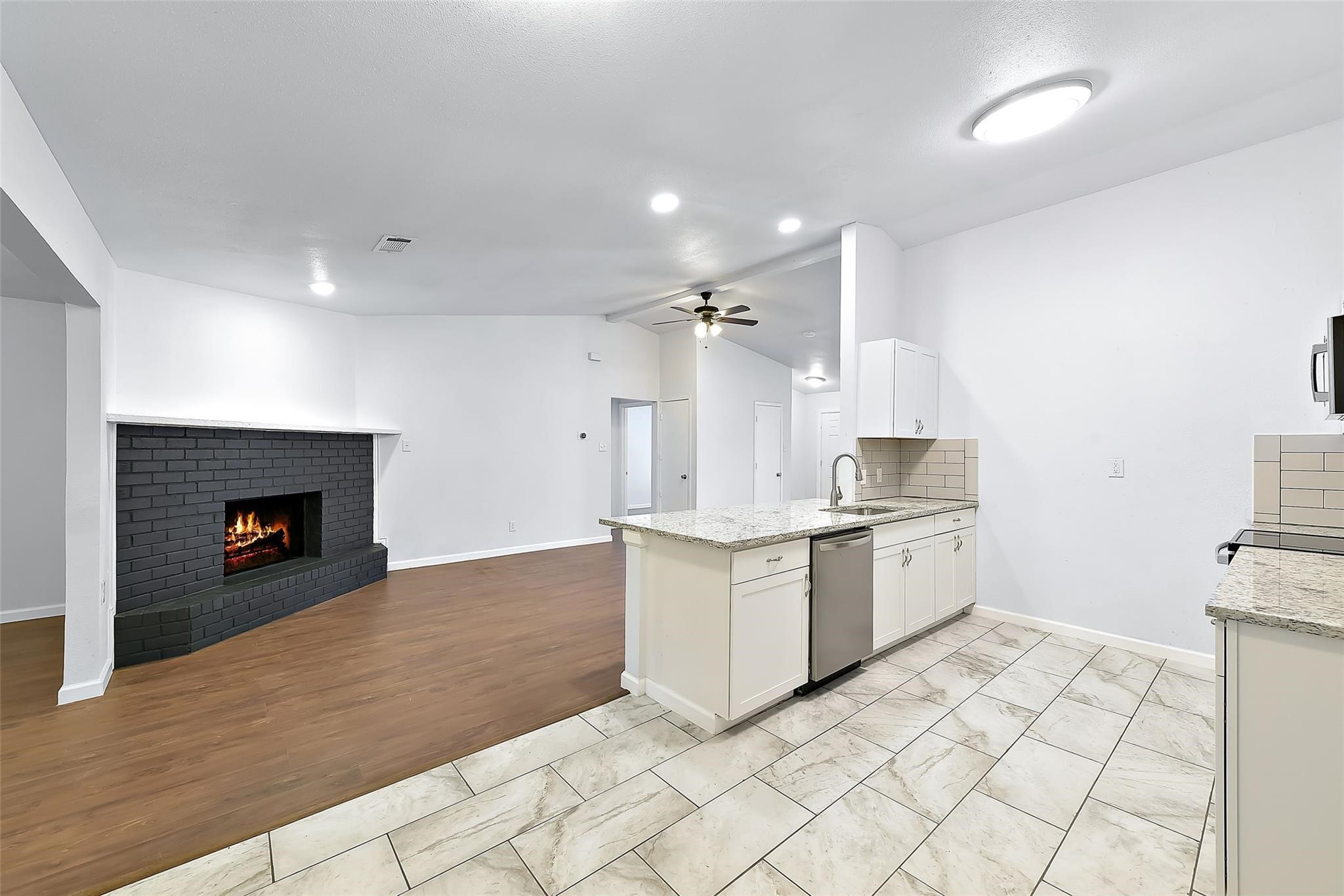2615 Jewell Drive Arlington TX 76016