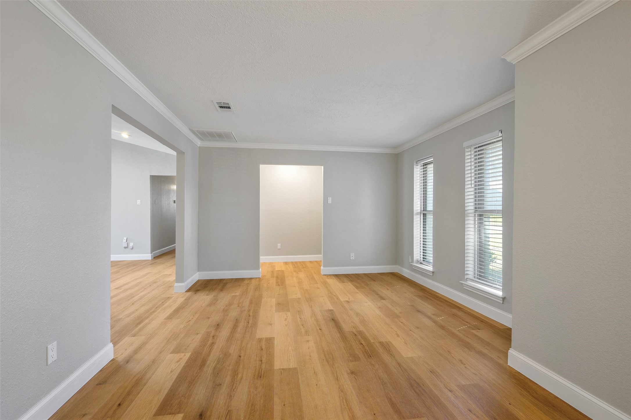 1109 Edgewood Drive Richardson TX 75081