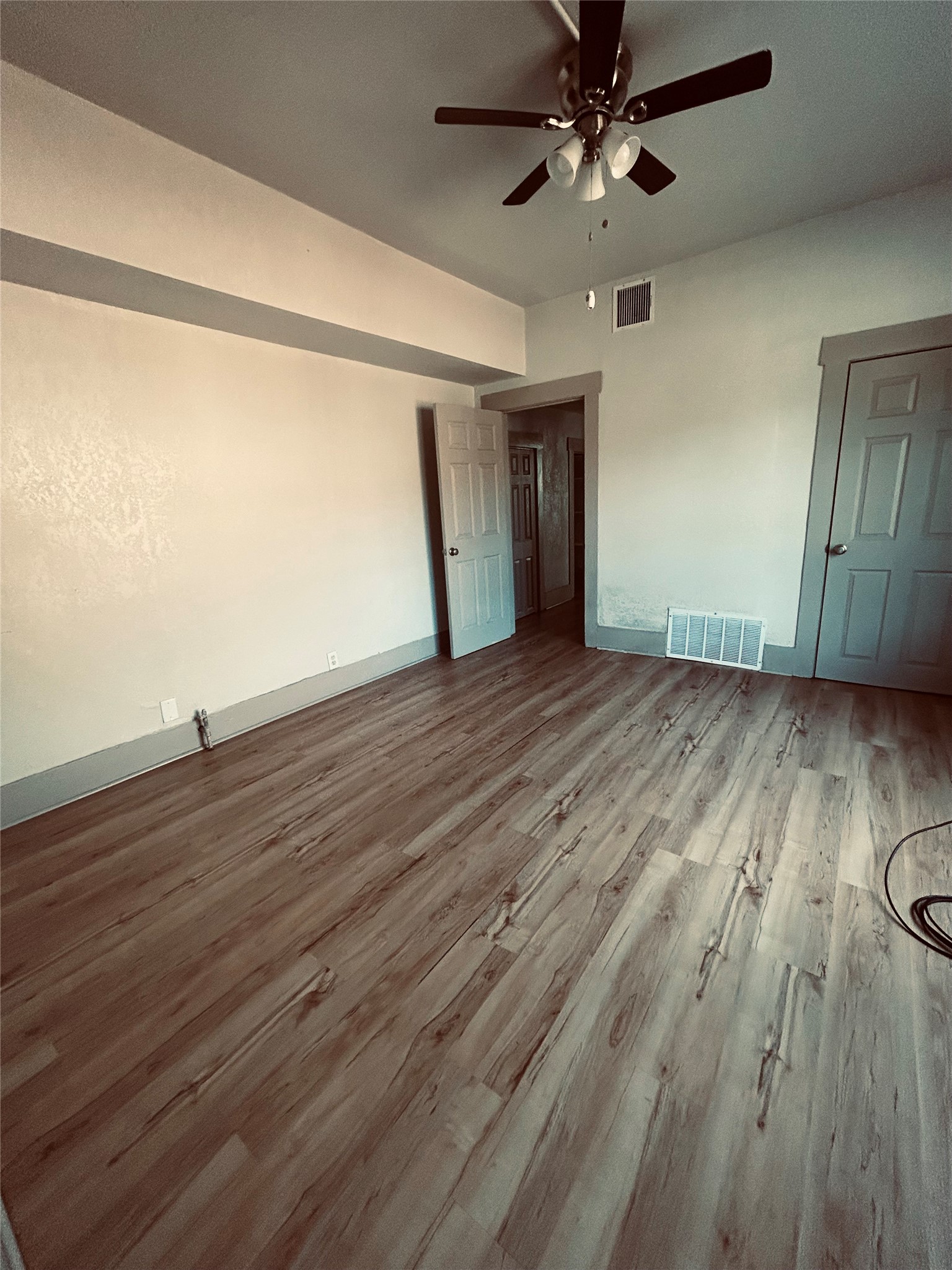 1221 W 2nd Avenue Corsicana TX 75110