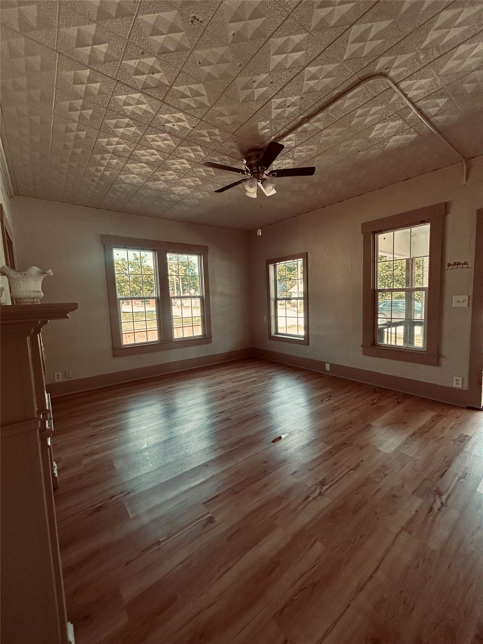 1221 W 2nd Avenue Corsicana TX 75110