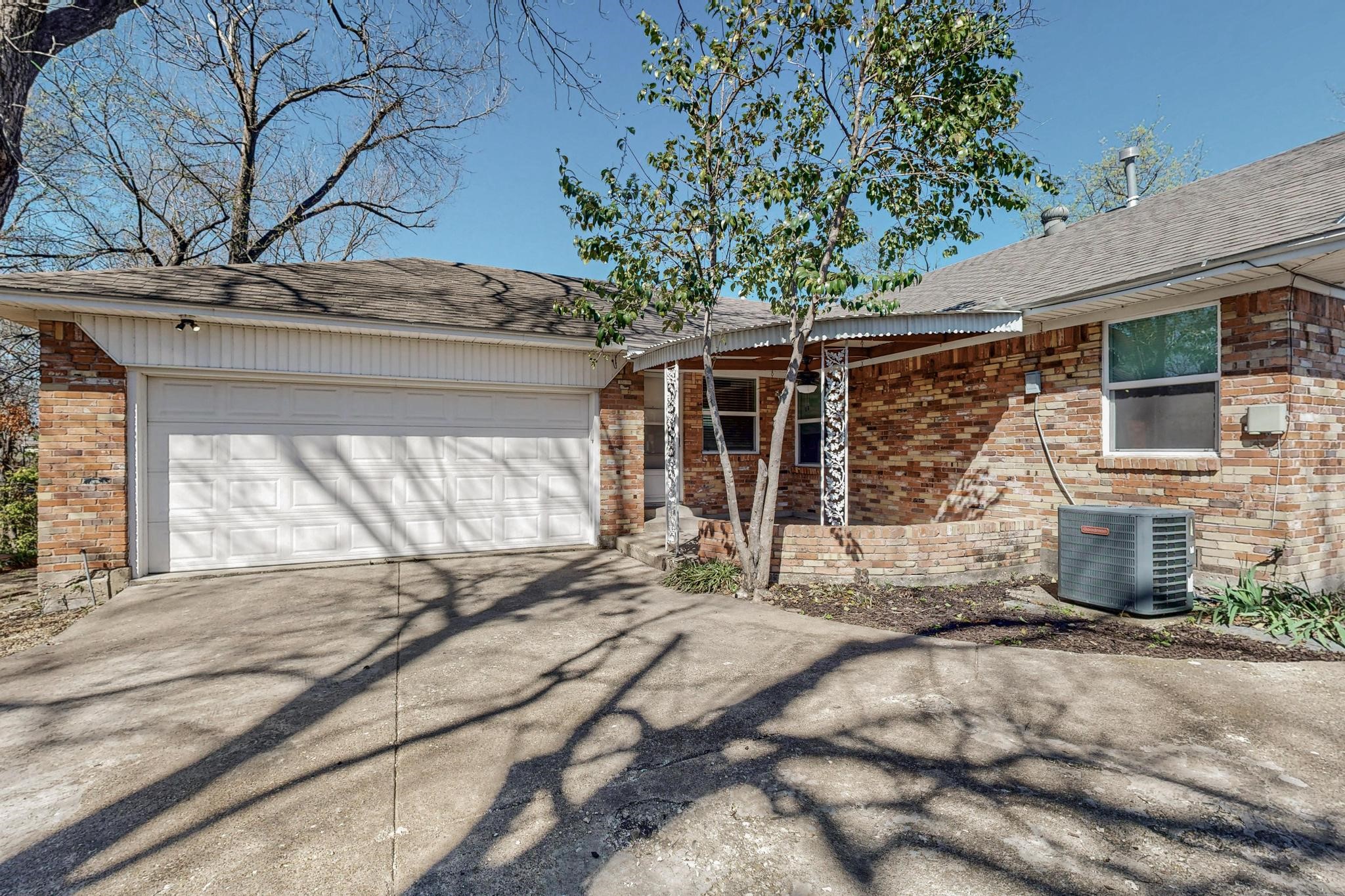 2120 Healey Drive Dallas TX 75228