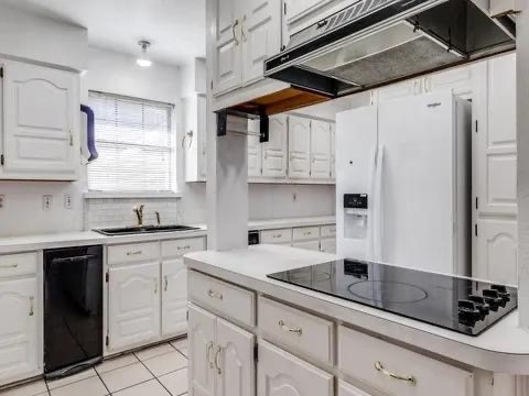 5910 Buffridge Trail Dallas TX 75252