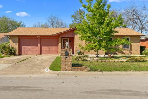 3229 Oak Timber Drive Forest Hill TX 76119