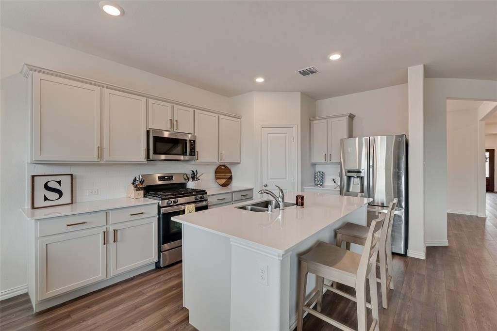 2128 Whispering Sage Boulevard Royse City TX 75189