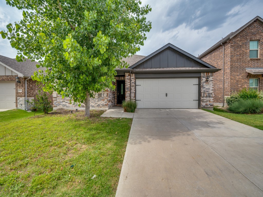1617 Gold Mine Trail Aubrey TX 76227
