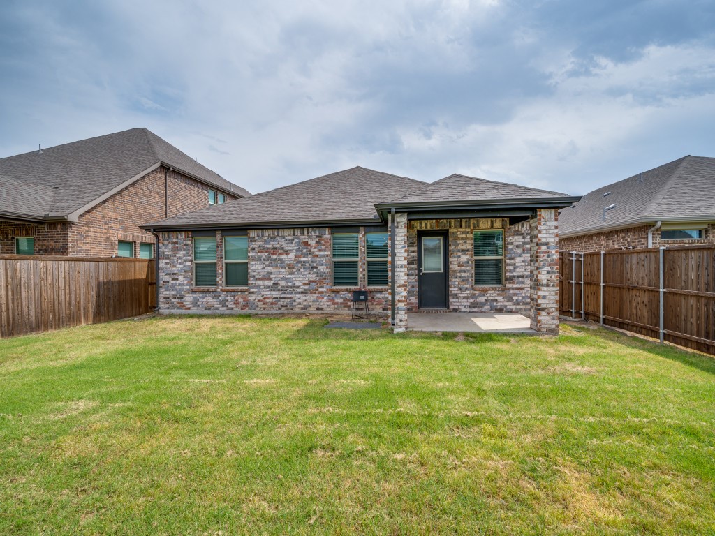 1617 Gold Mine Trail Aubrey TX 76227
