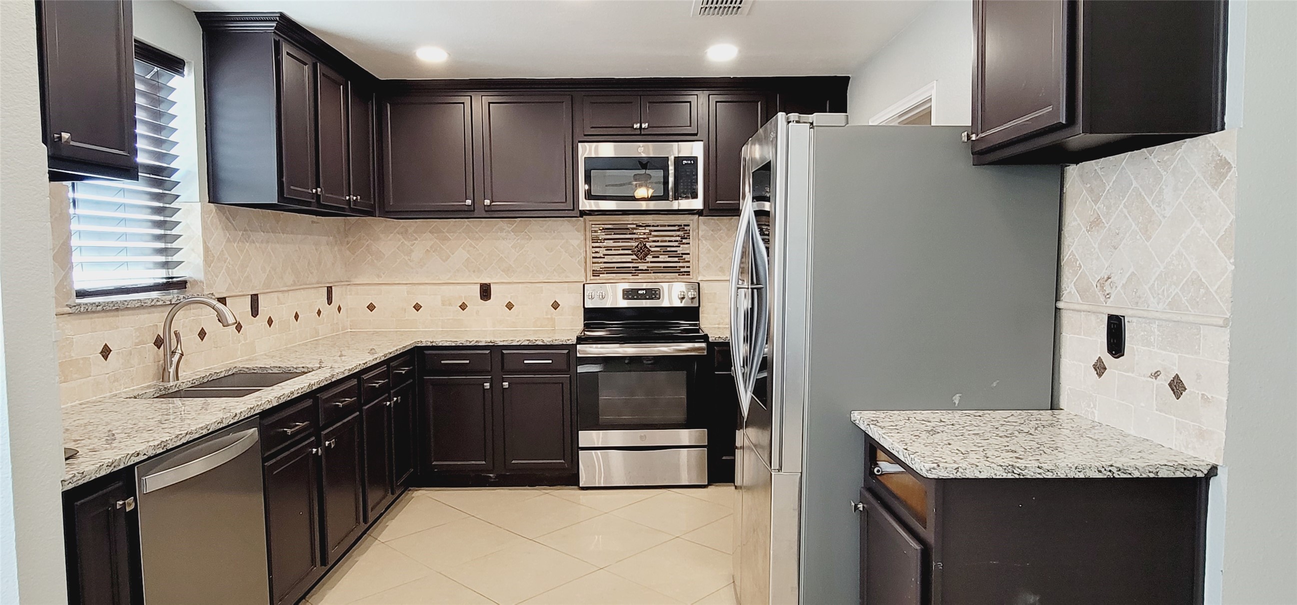 861 Cats Eye Drive Fort Worth TX 76179