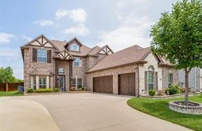 7124 Playa Imperial Lane Grand Prairie TX 75054