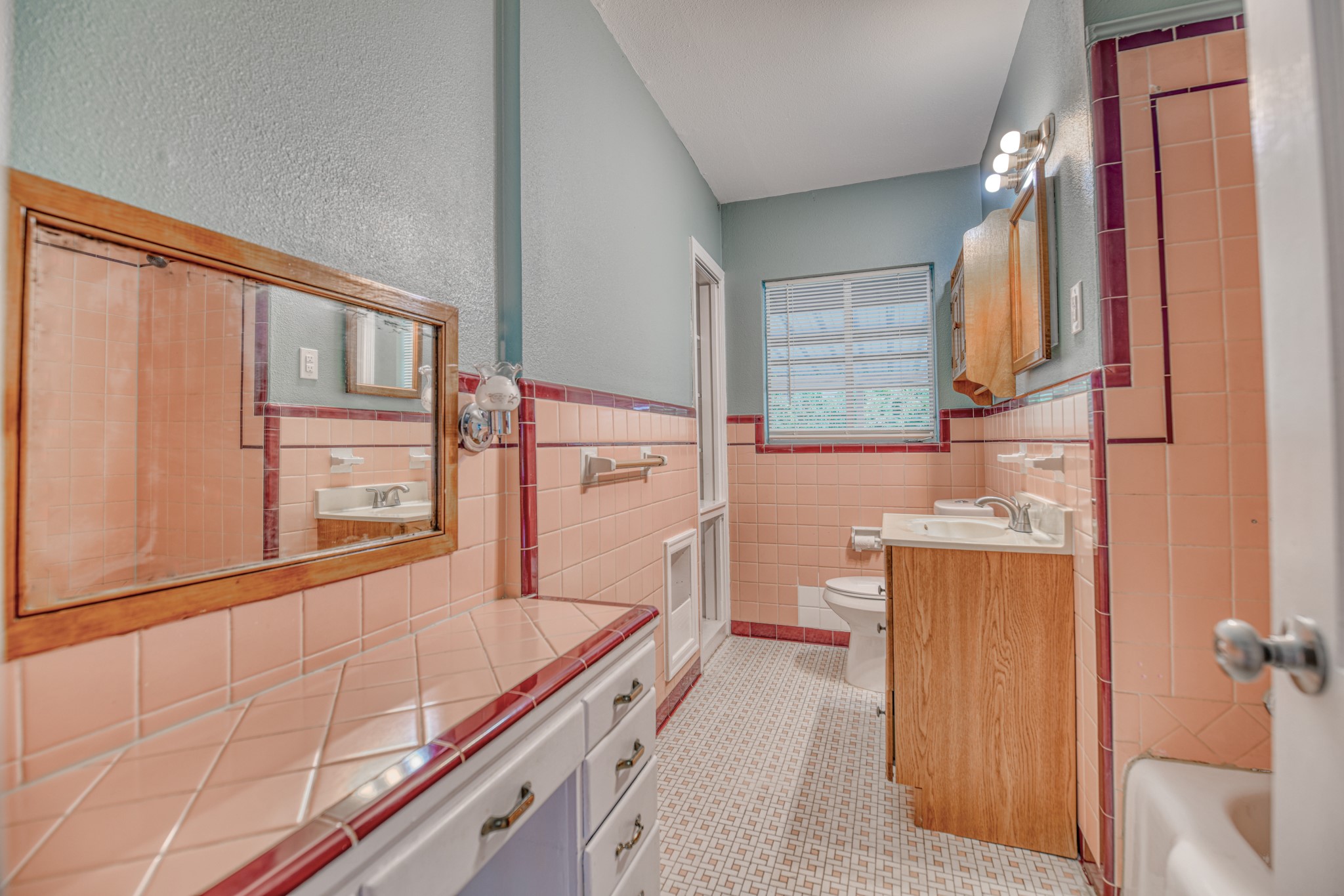 6028 Fairway Avenue Dallas TX 75227