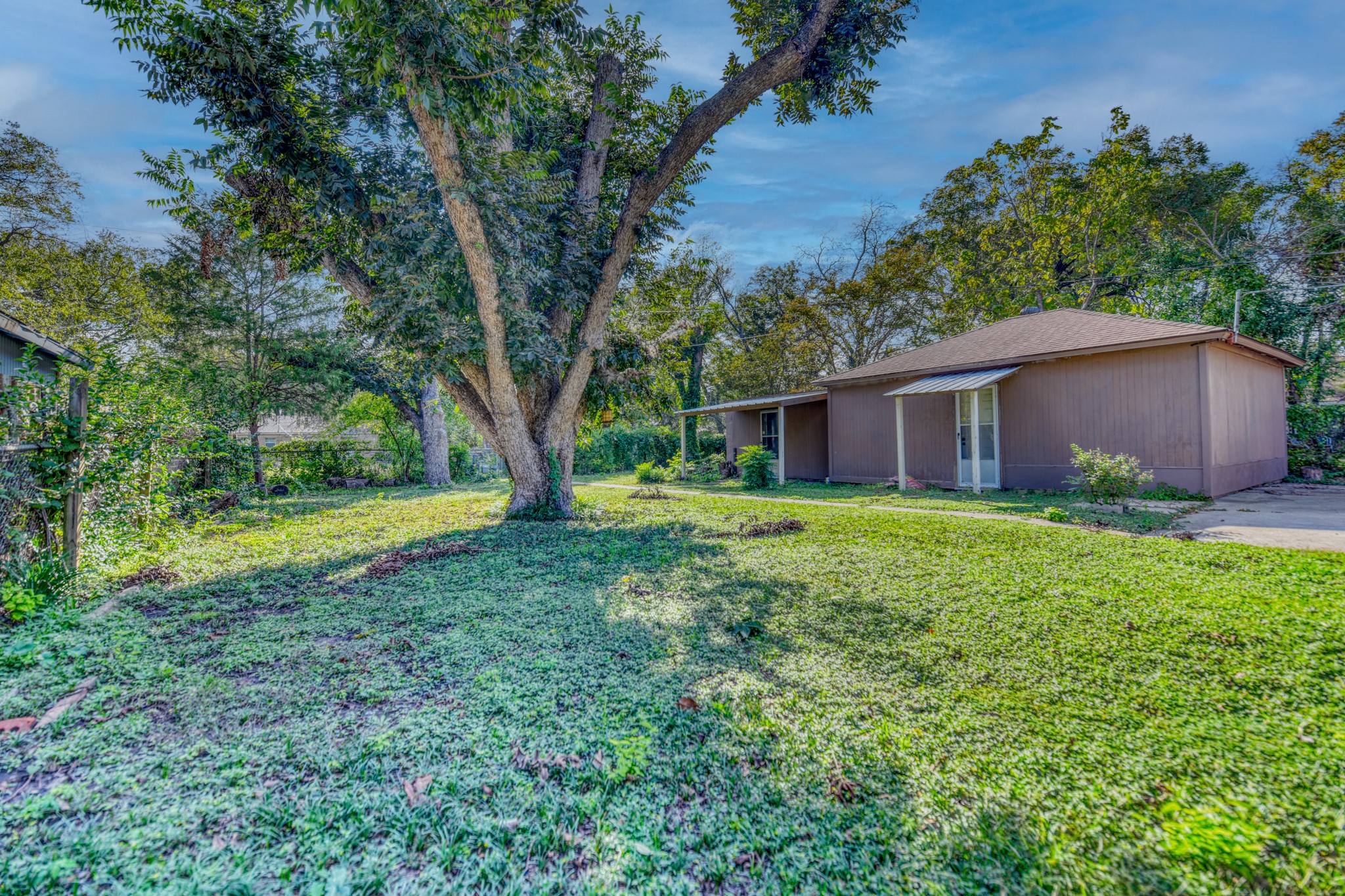 6028 Fairway Avenue Dallas TX 75227
