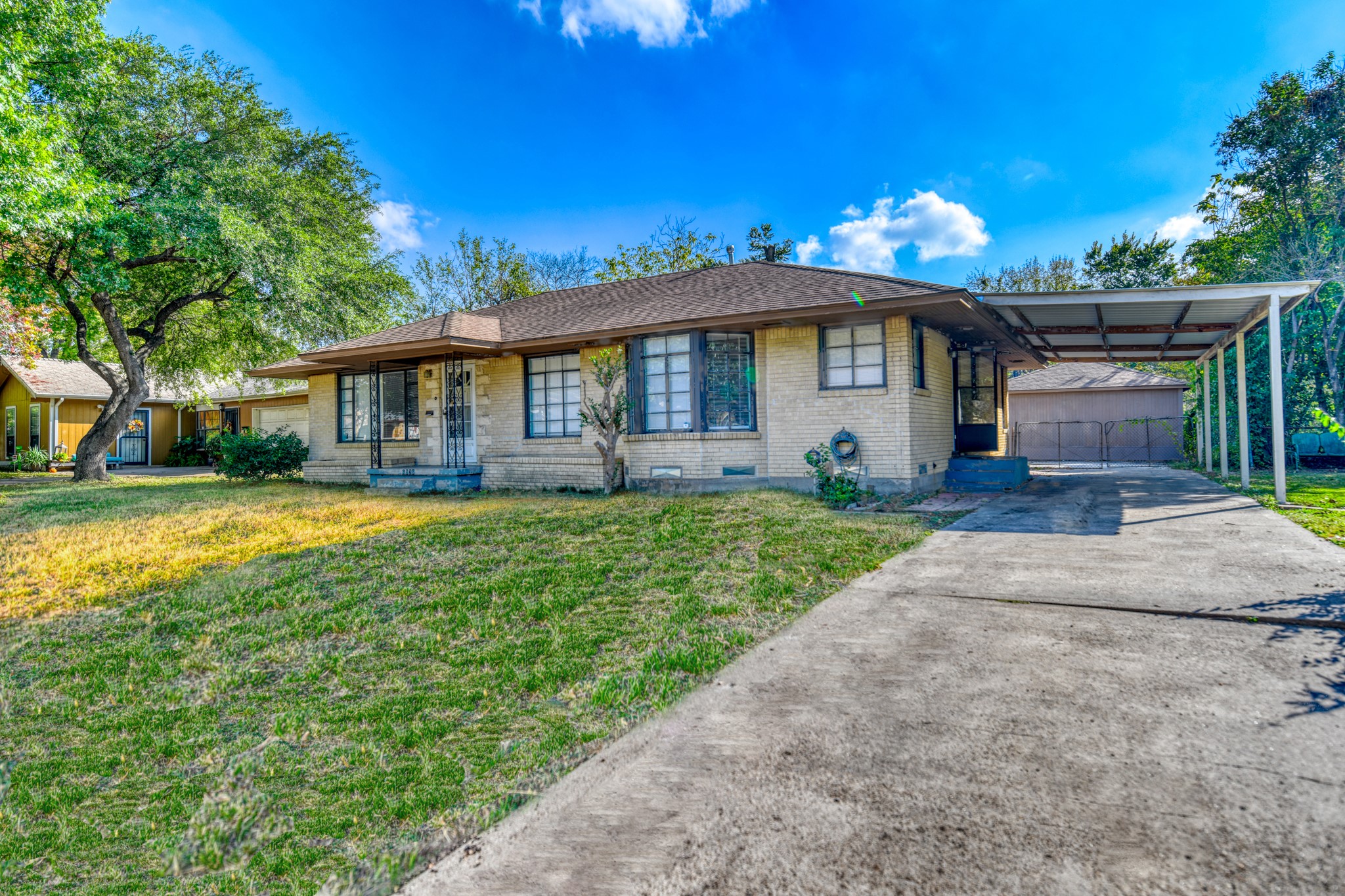 6028 Fairway Avenue Dallas TX 75227