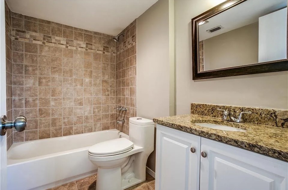 2627 Douglas Avenue Dallas TX 75219