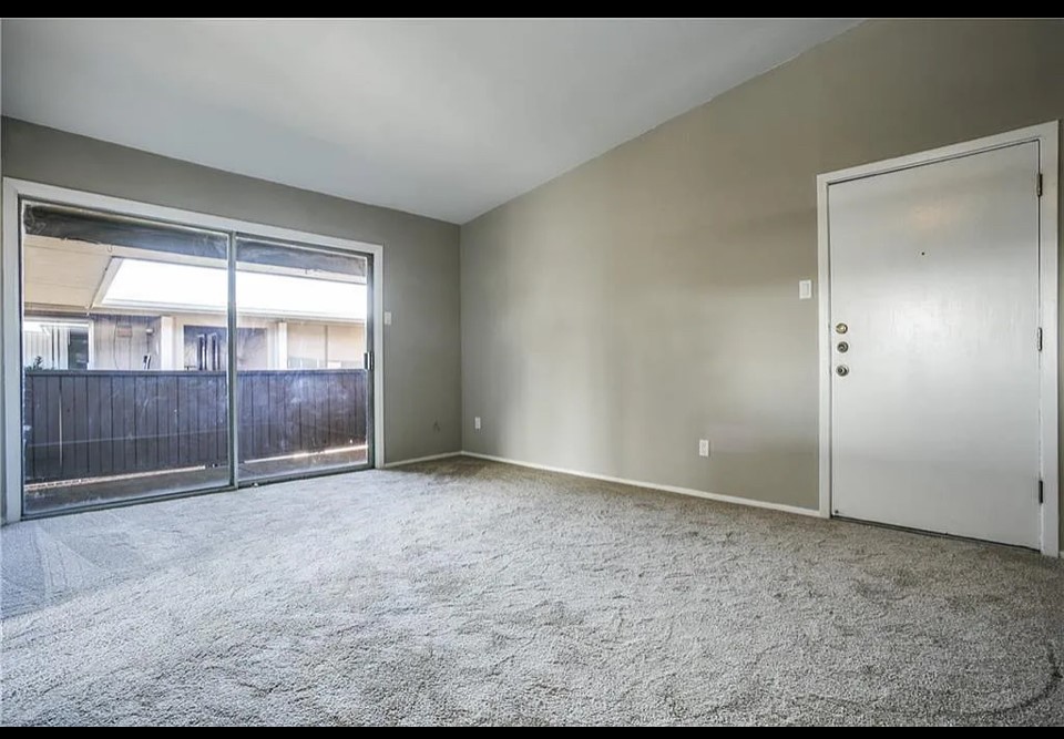 2627 Douglas Avenue Dallas TX 75219