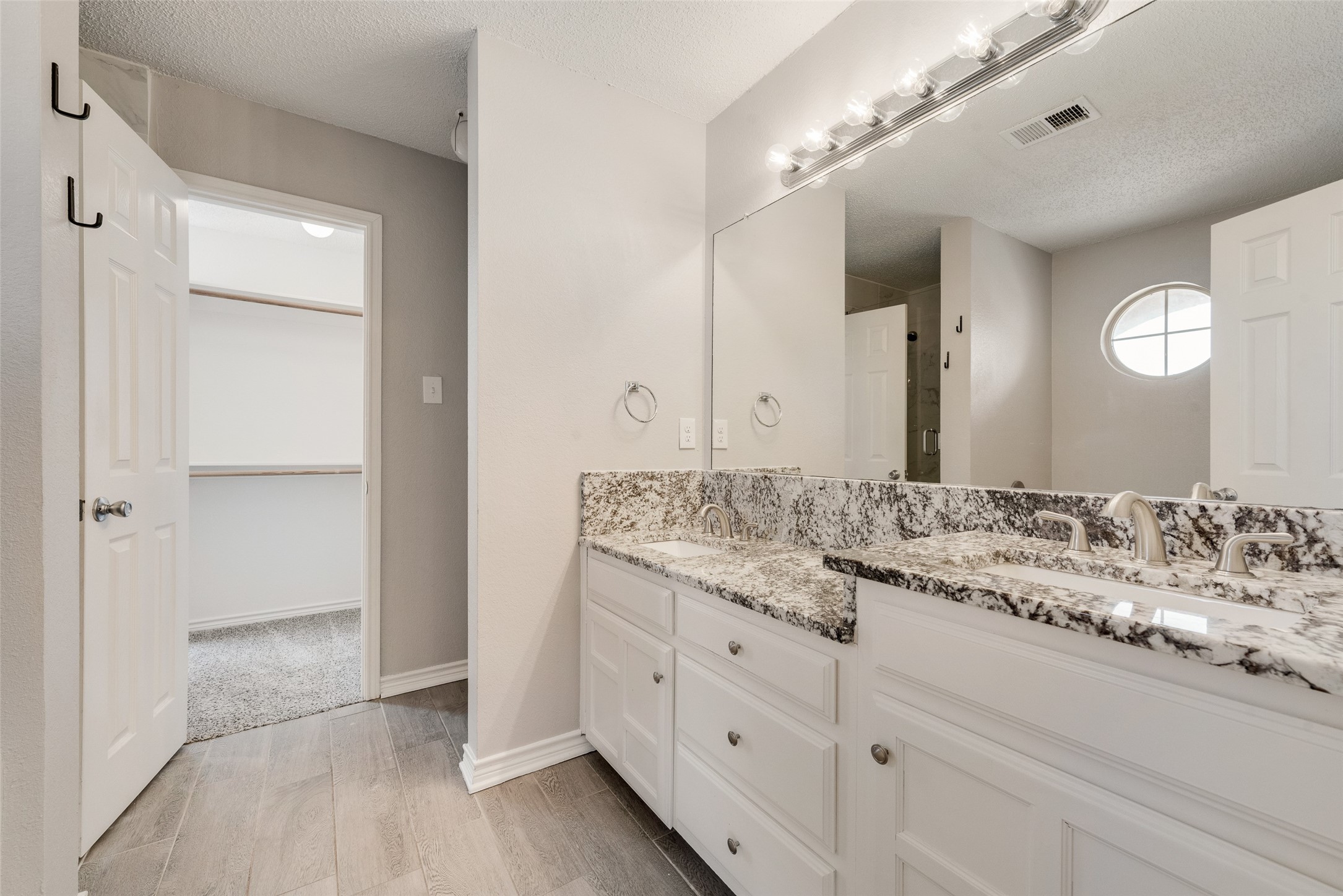 9406 Chimneywood Drive Rowlett TX 75089