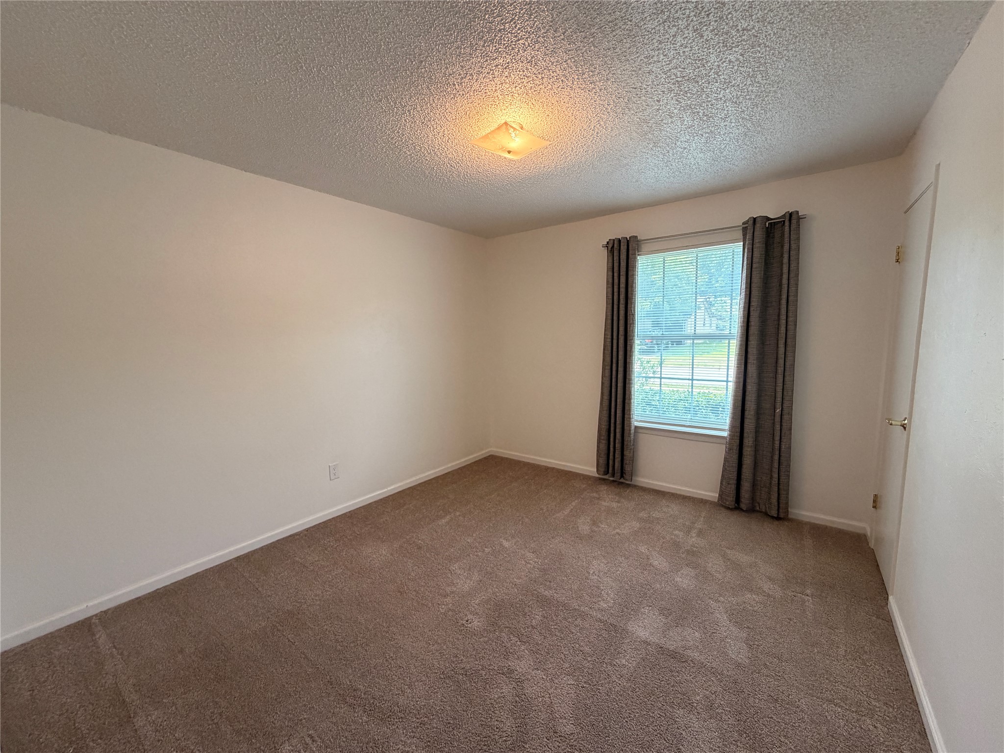 1409 Rosewood Lane Arlington TX 76010