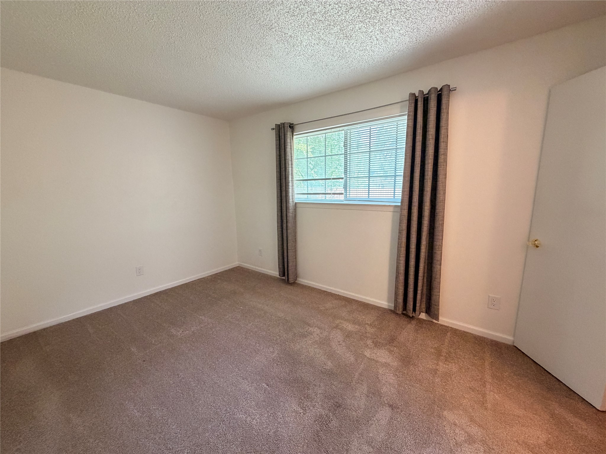 1409 Rosewood Lane Arlington TX 76010