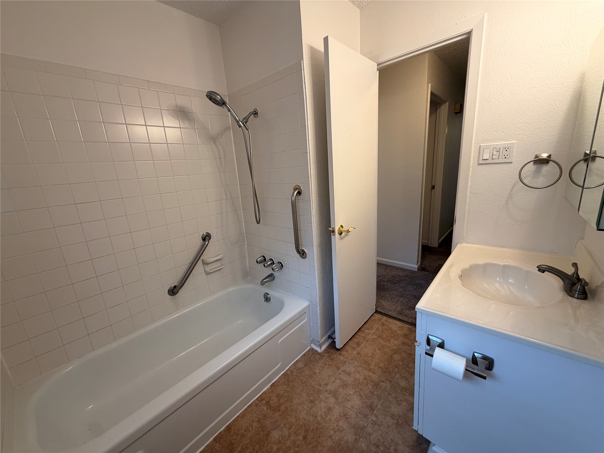 1409 Rosewood Lane Arlington TX 76010