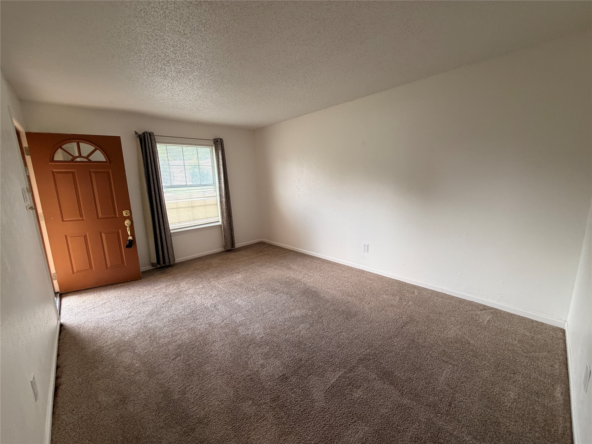 1409 Rosewood Lane Arlington TX 76010