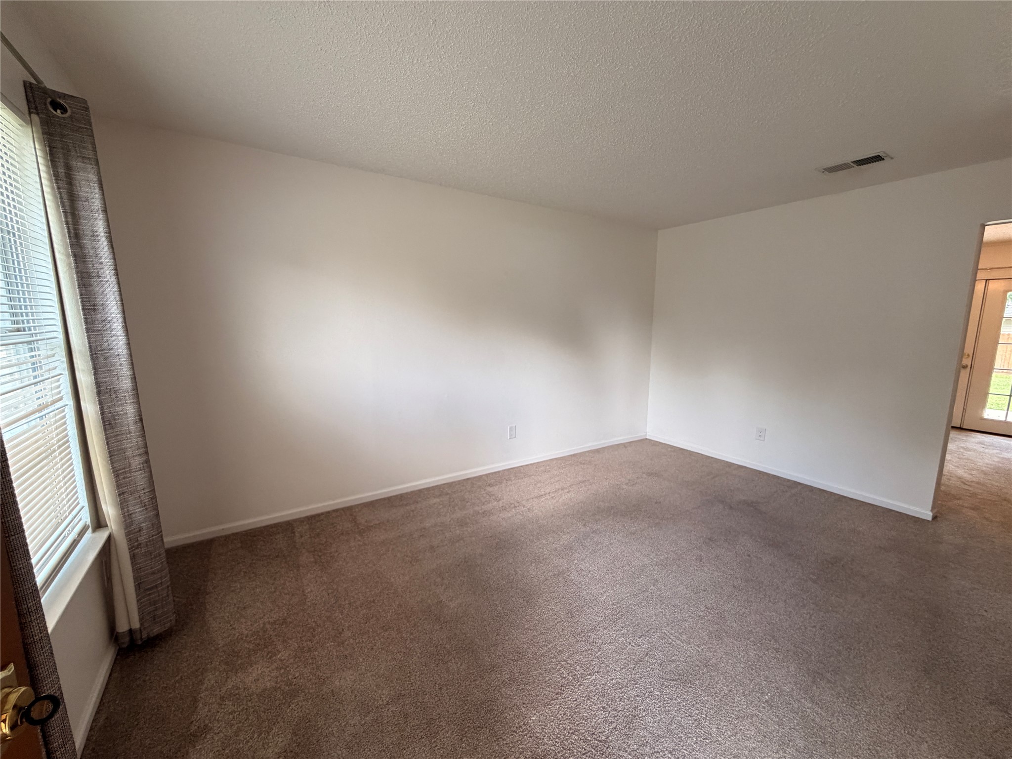 1409 Rosewood Lane Arlington TX 76010