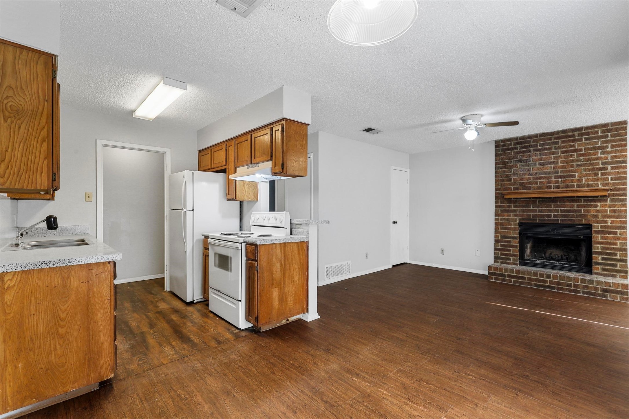 4920 Brianhill Fort Worth TX 76135