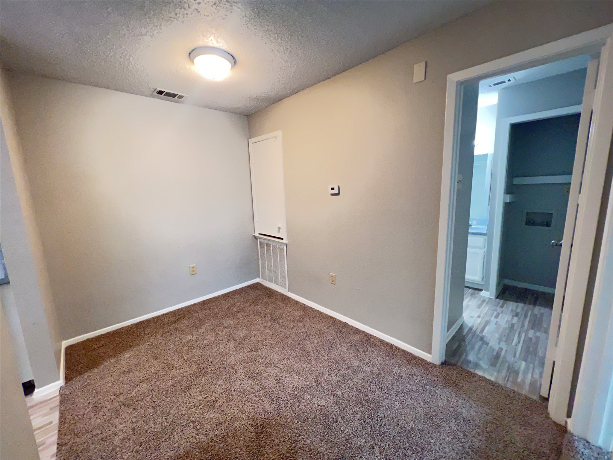 9696 Walnut Street Dallas TX 75243