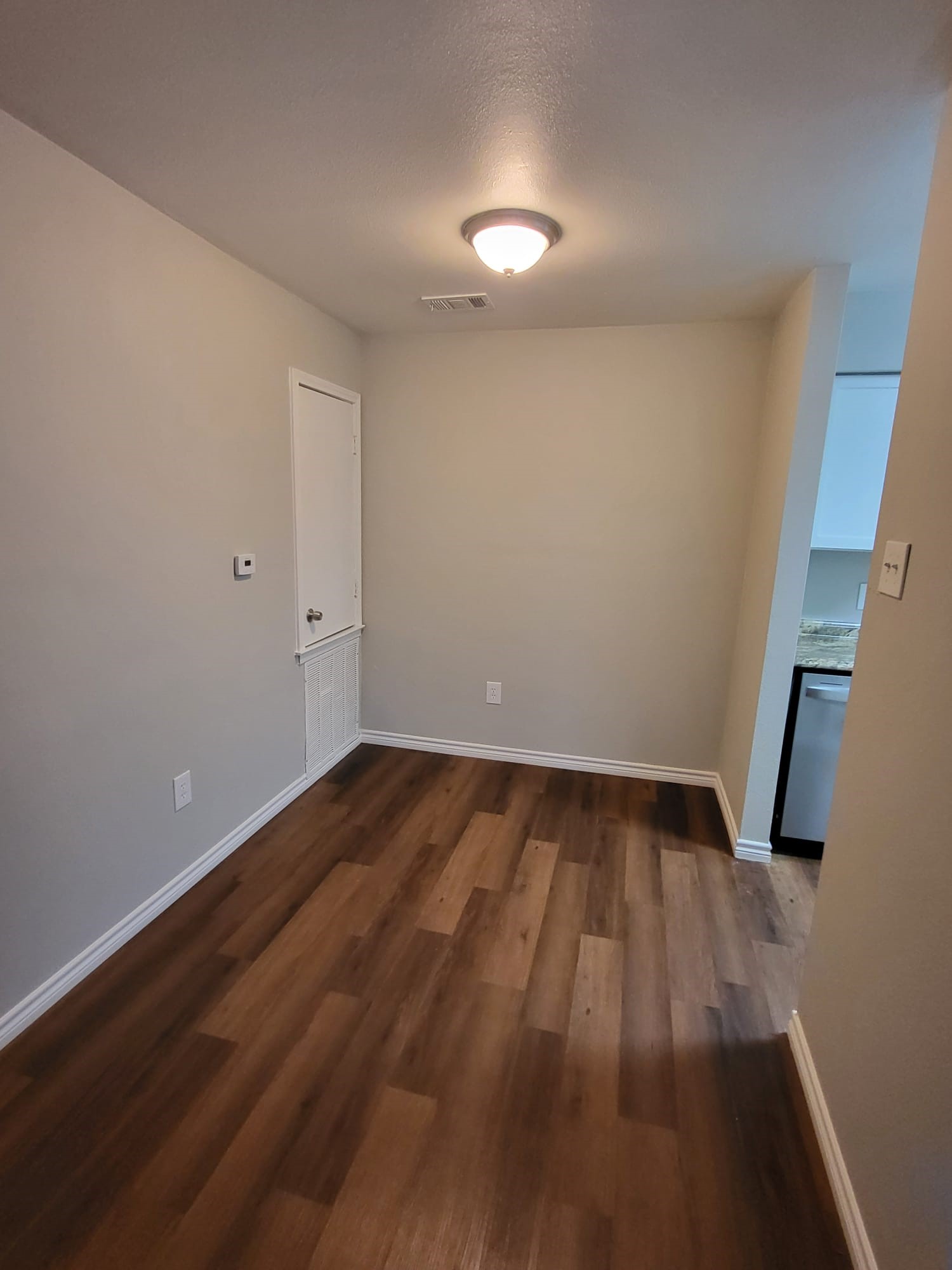 9696 Walnut Street Dallas TX 75243