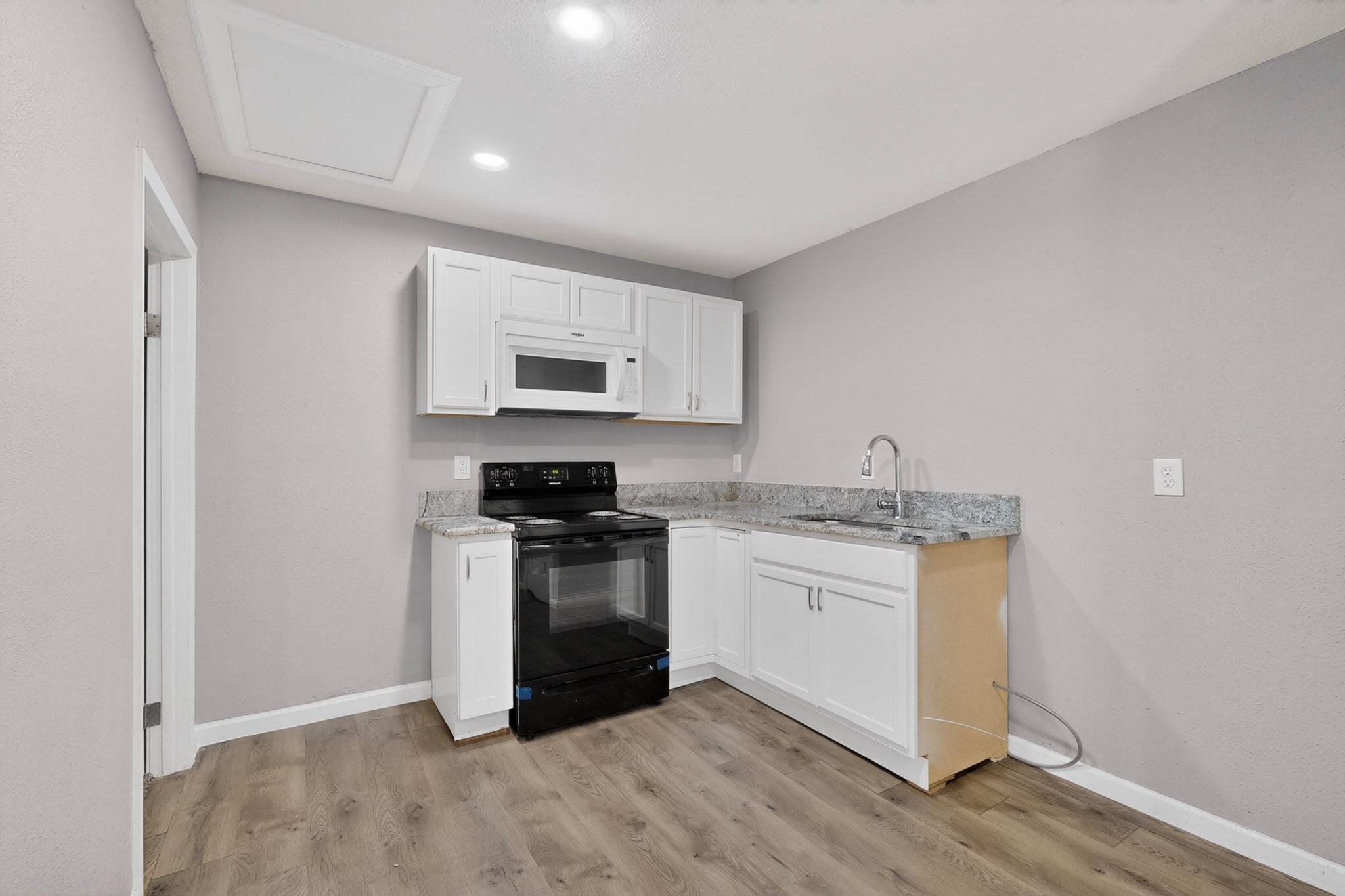 1305-A NW 14th Street Grand Prairie TX 75050