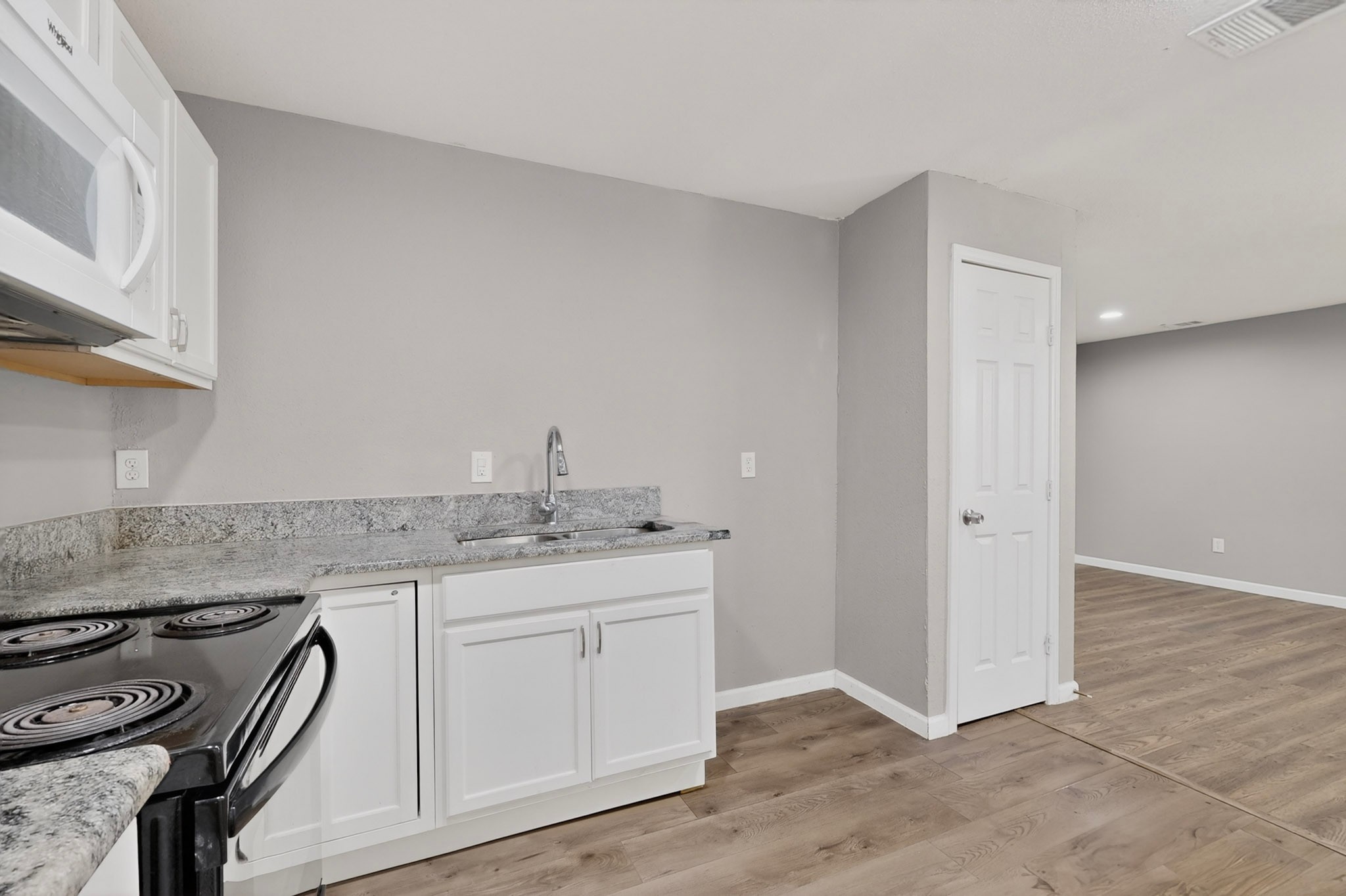 1305-A NW 14th Street Grand Prairie TX 75050