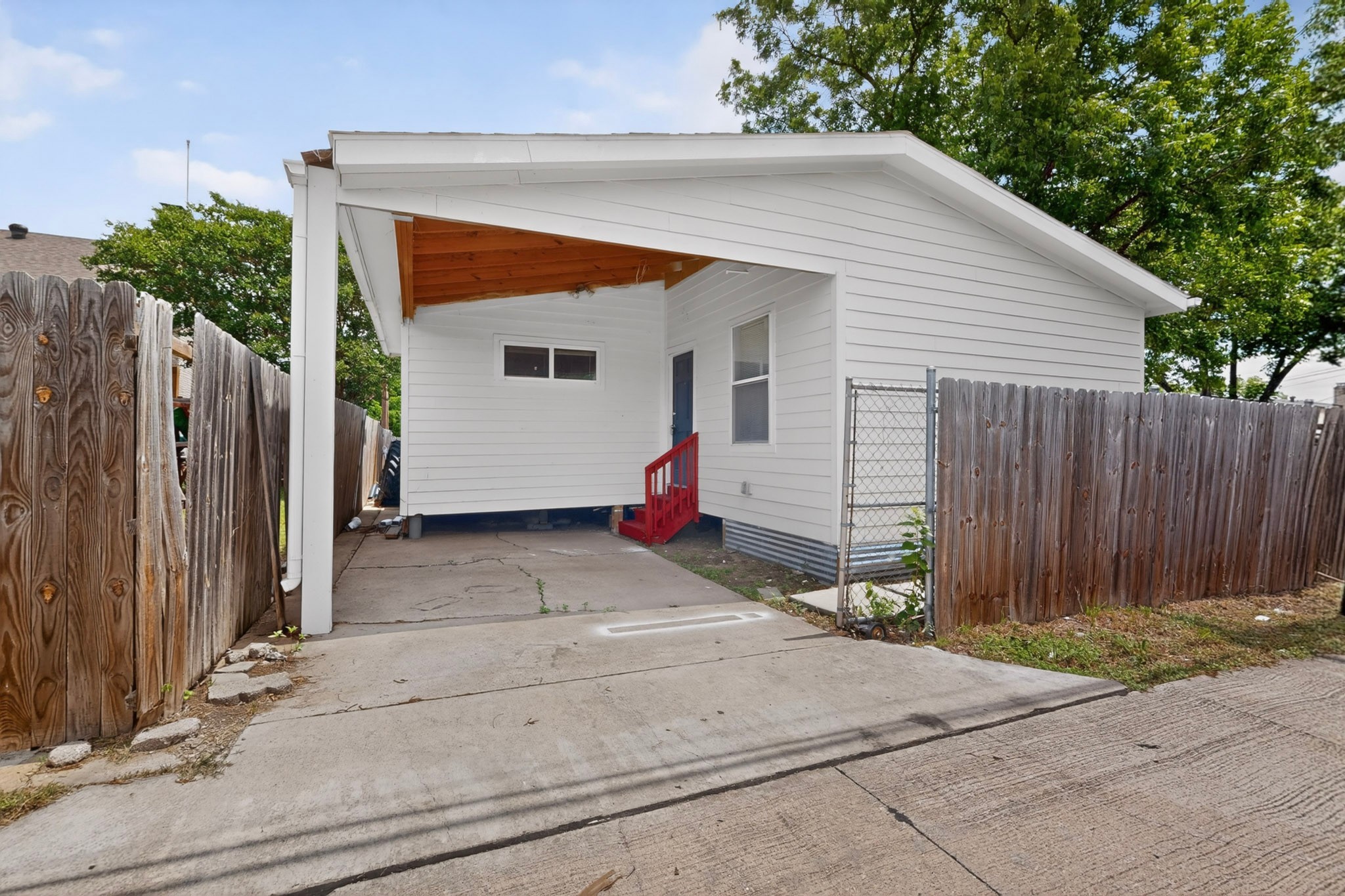 1305-A NW 14th Street Grand Prairie TX 75050