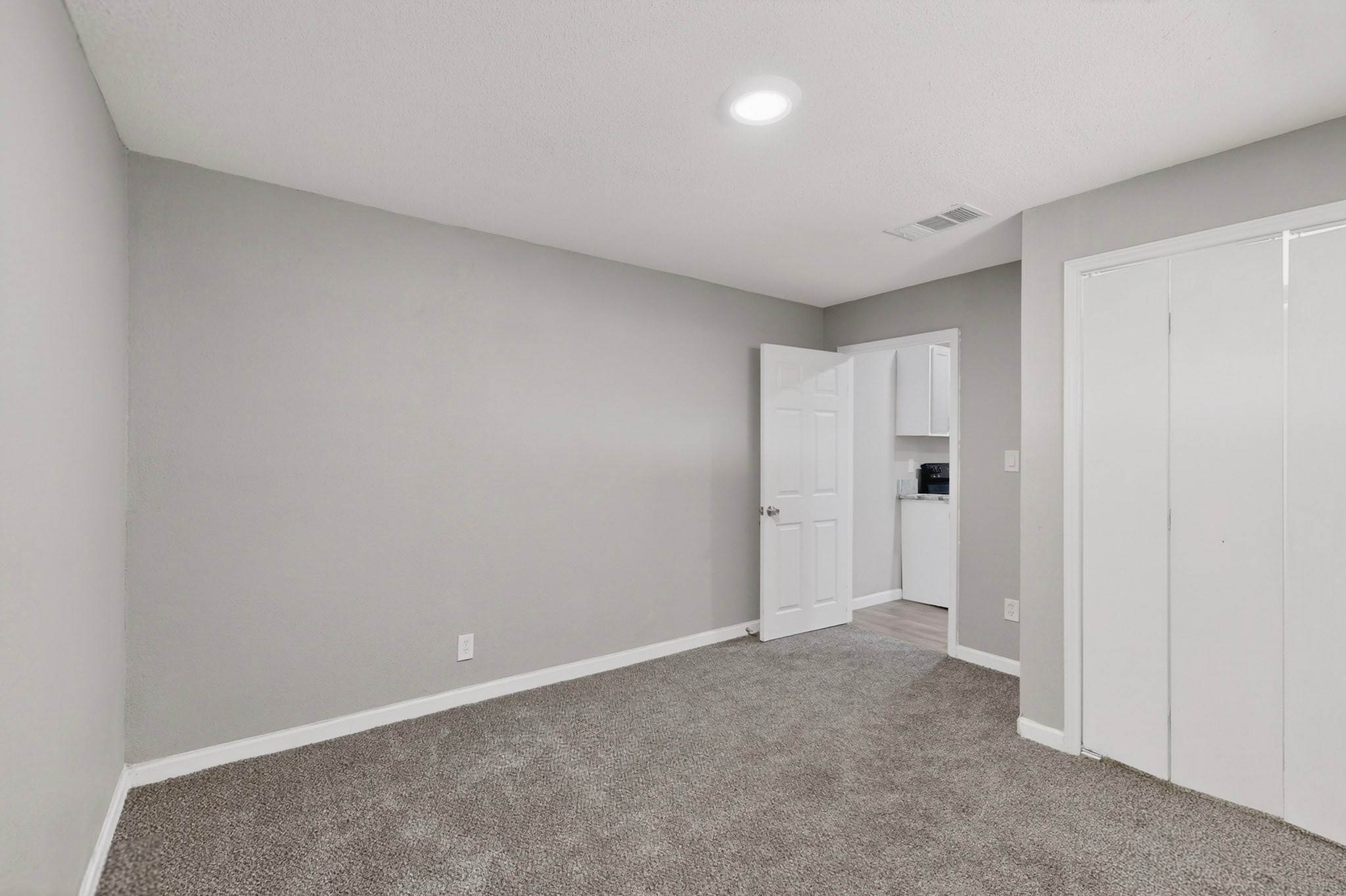 1305-A NW 14th Street Grand Prairie TX 75050