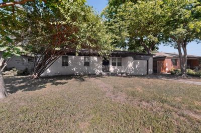 445 Bolero Avenue Dallas TX 75217