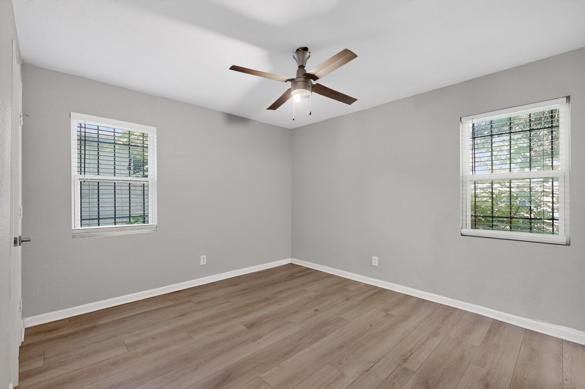 445 Bolero Avenue Dallas TX 75217