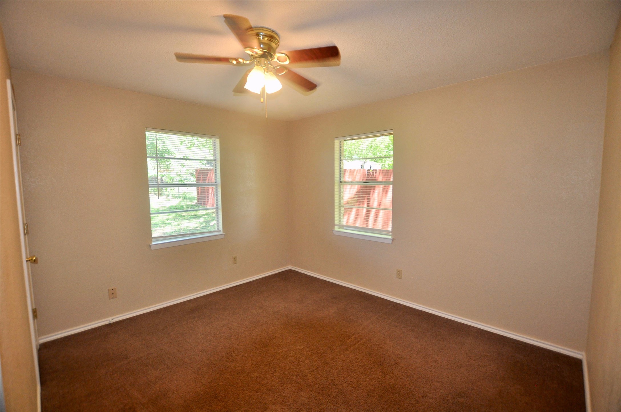 303 E 2nd Street E Weatherford TX 76086