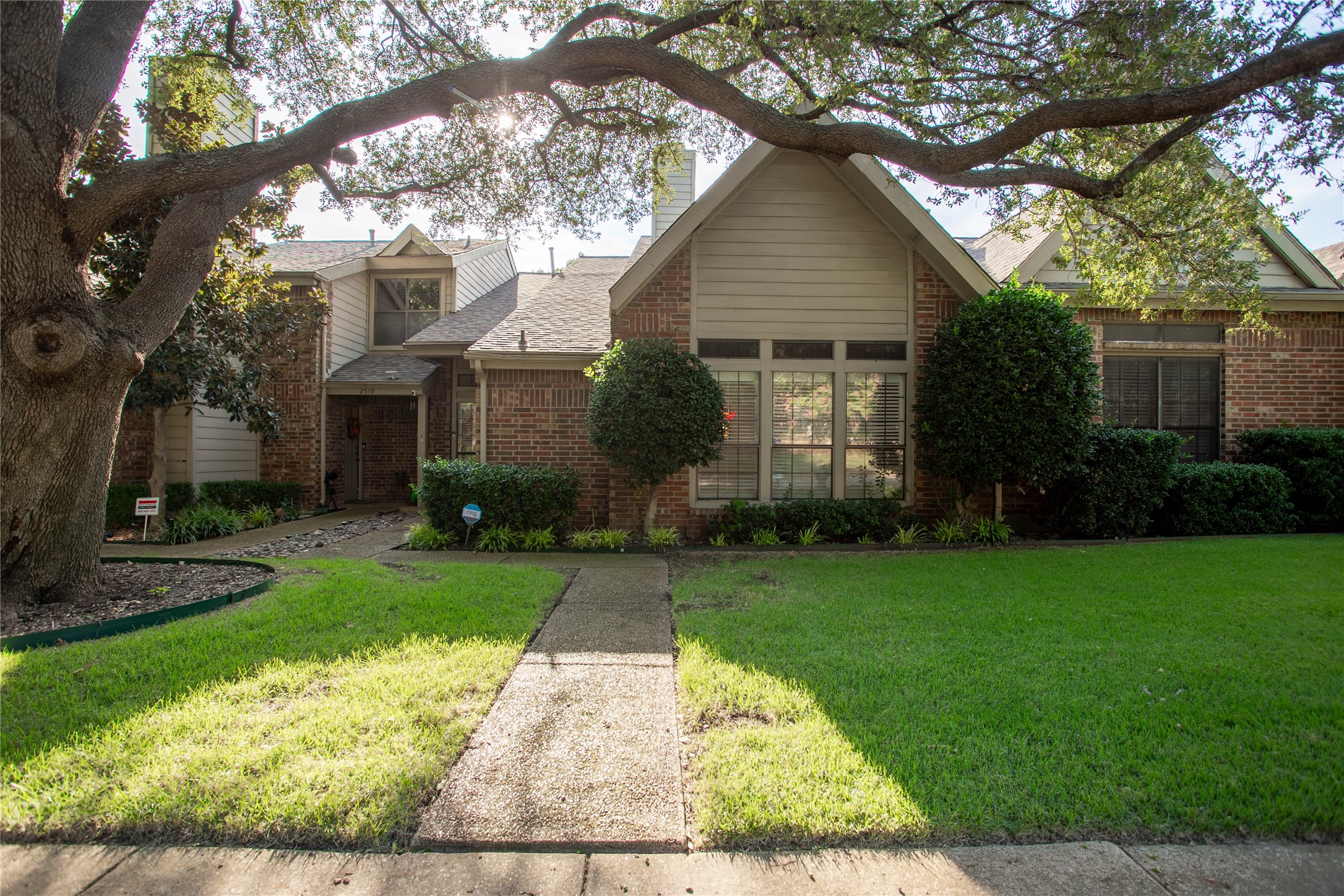 2521 Stanford Court Carrollton TX 75006
