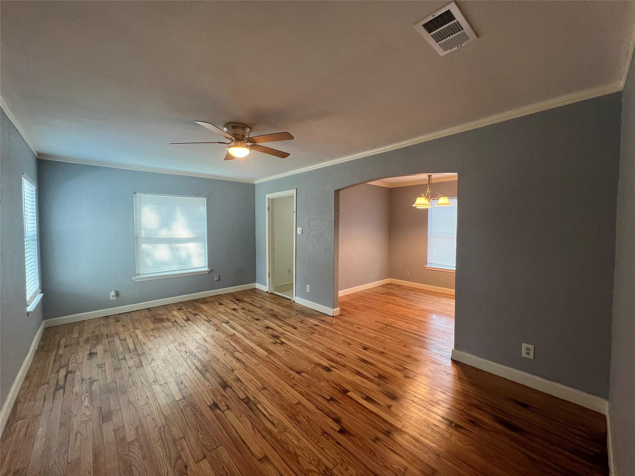1704 S Polk Dallas TX 75224