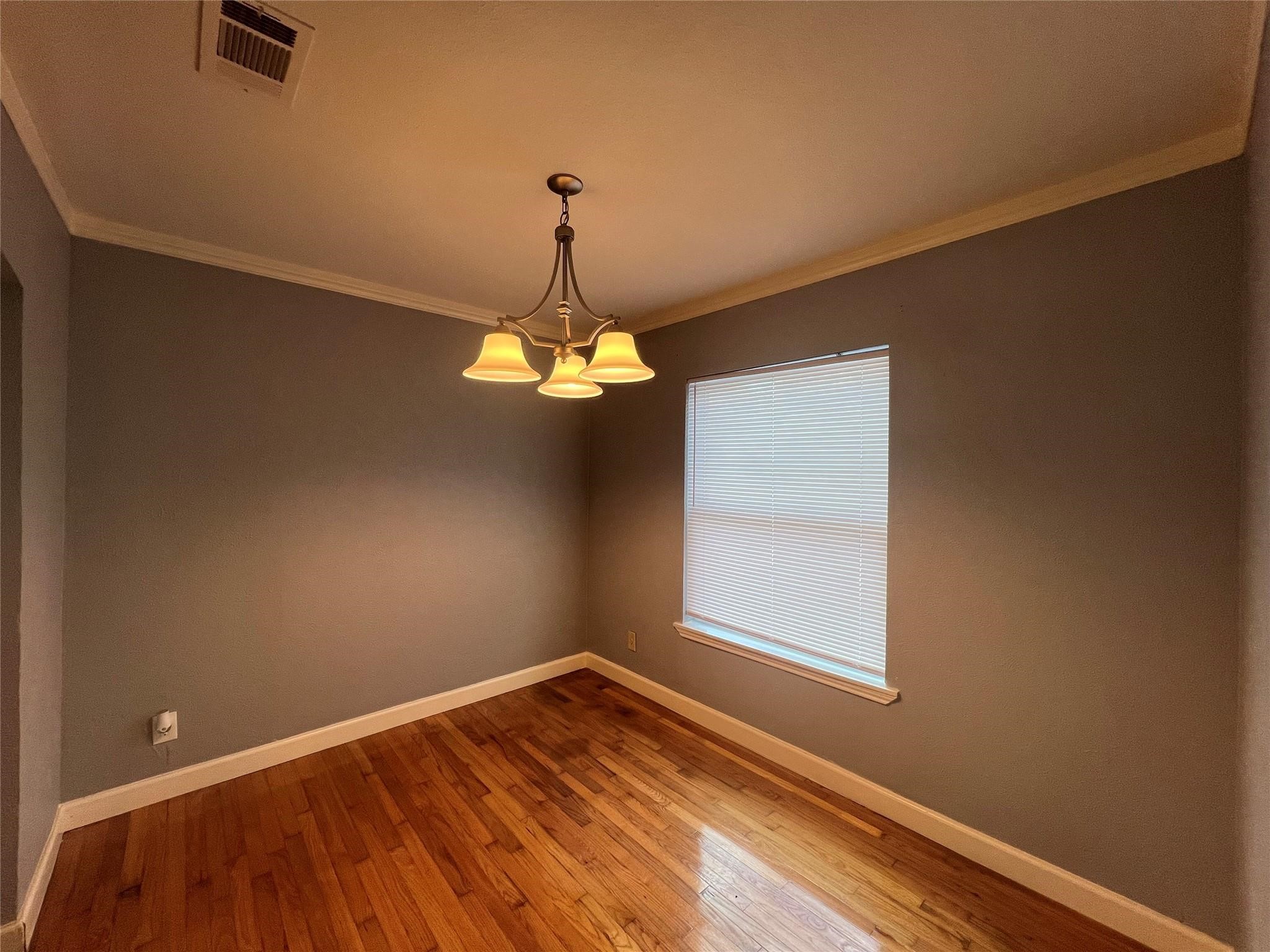 1704 S Polk Dallas TX 75224