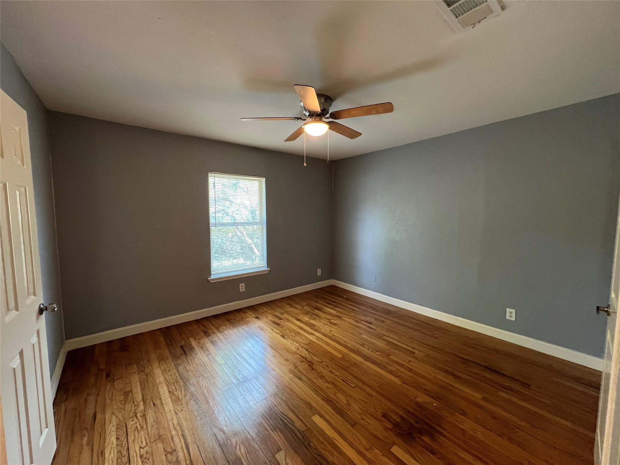 1704 S Polk Dallas TX 75224