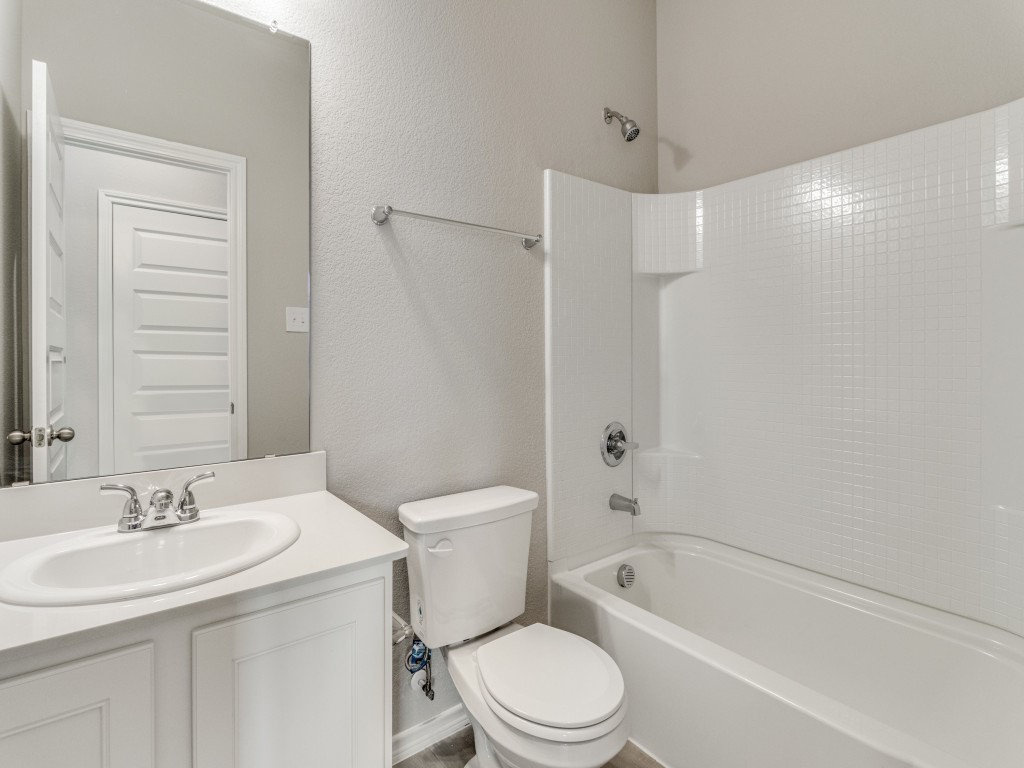 920 Ravenwood Lane Van Alstyne TX 75495