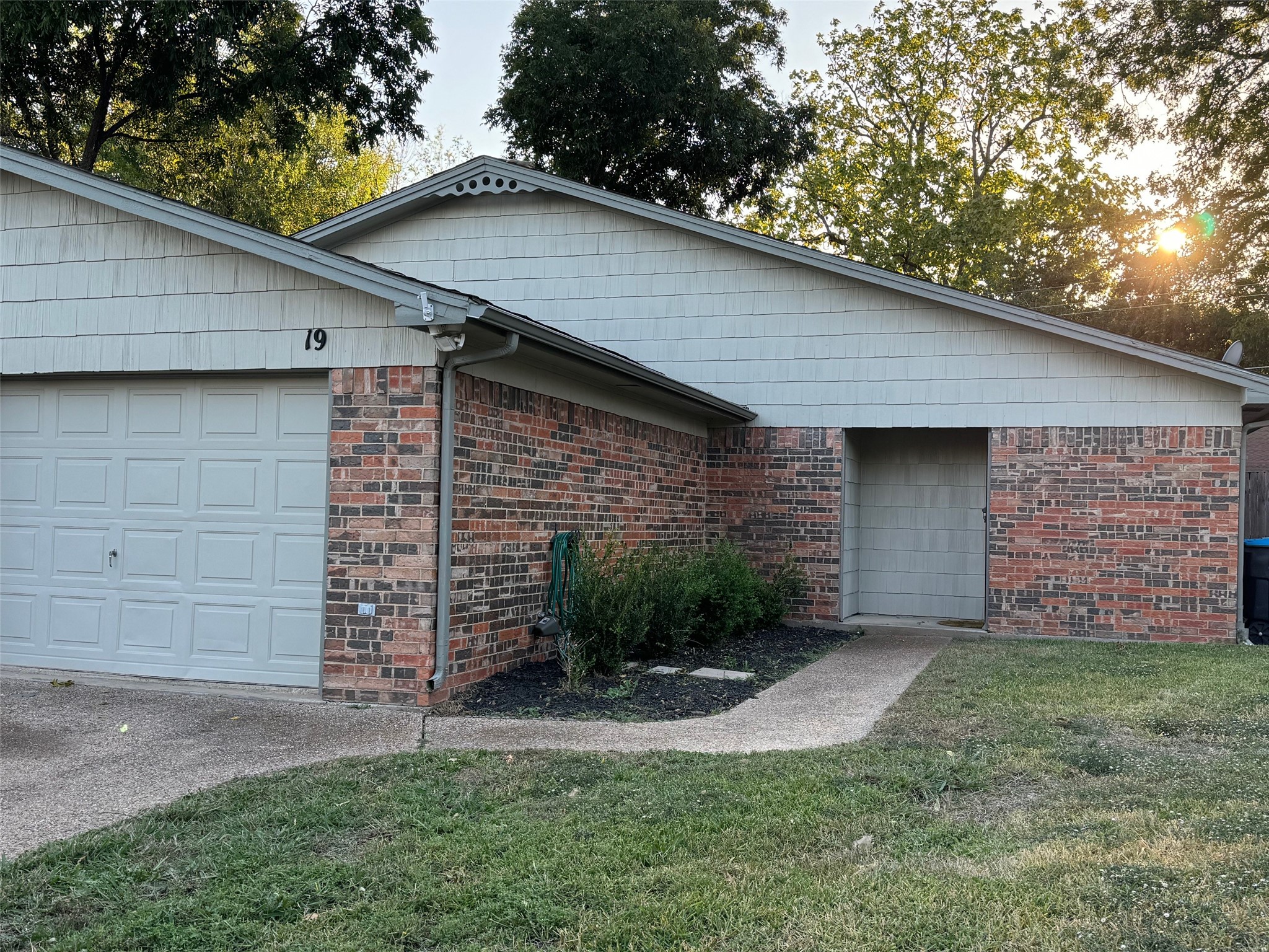 11919 Averett Court Fort Worth TX 76008
