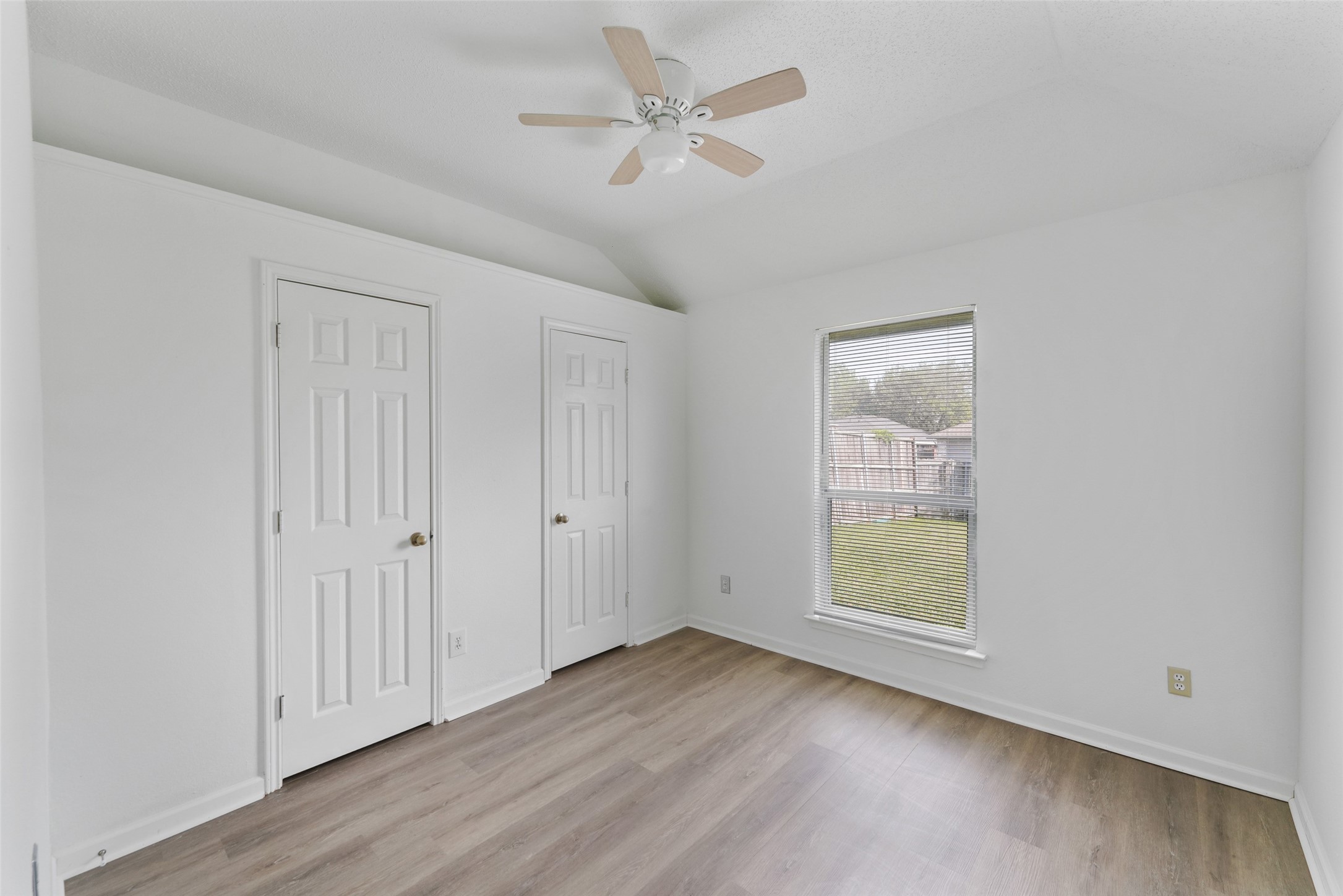2600 Waterloo Lane Mesquite TX 75181