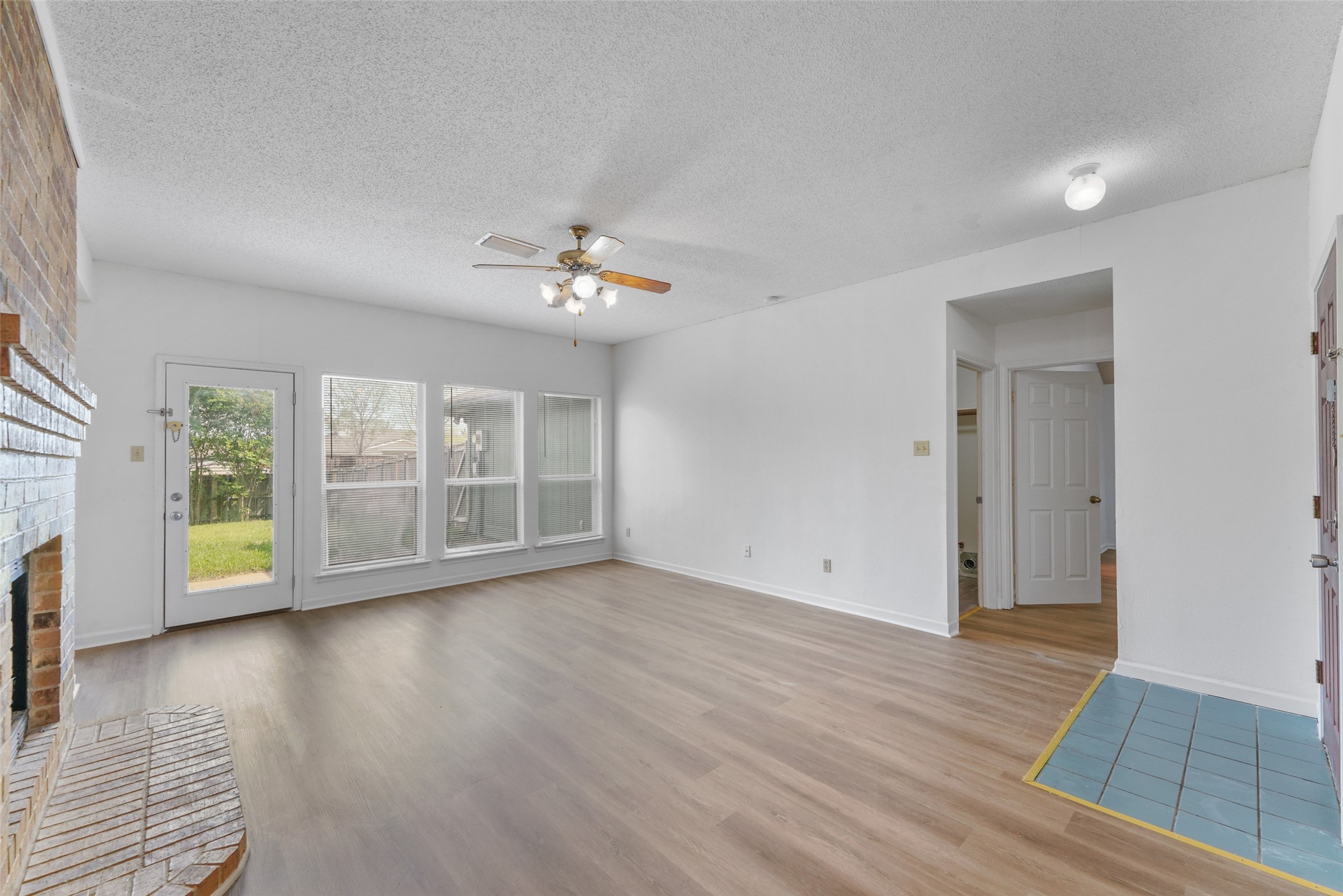 2600 Waterloo Lane Mesquite TX 75181