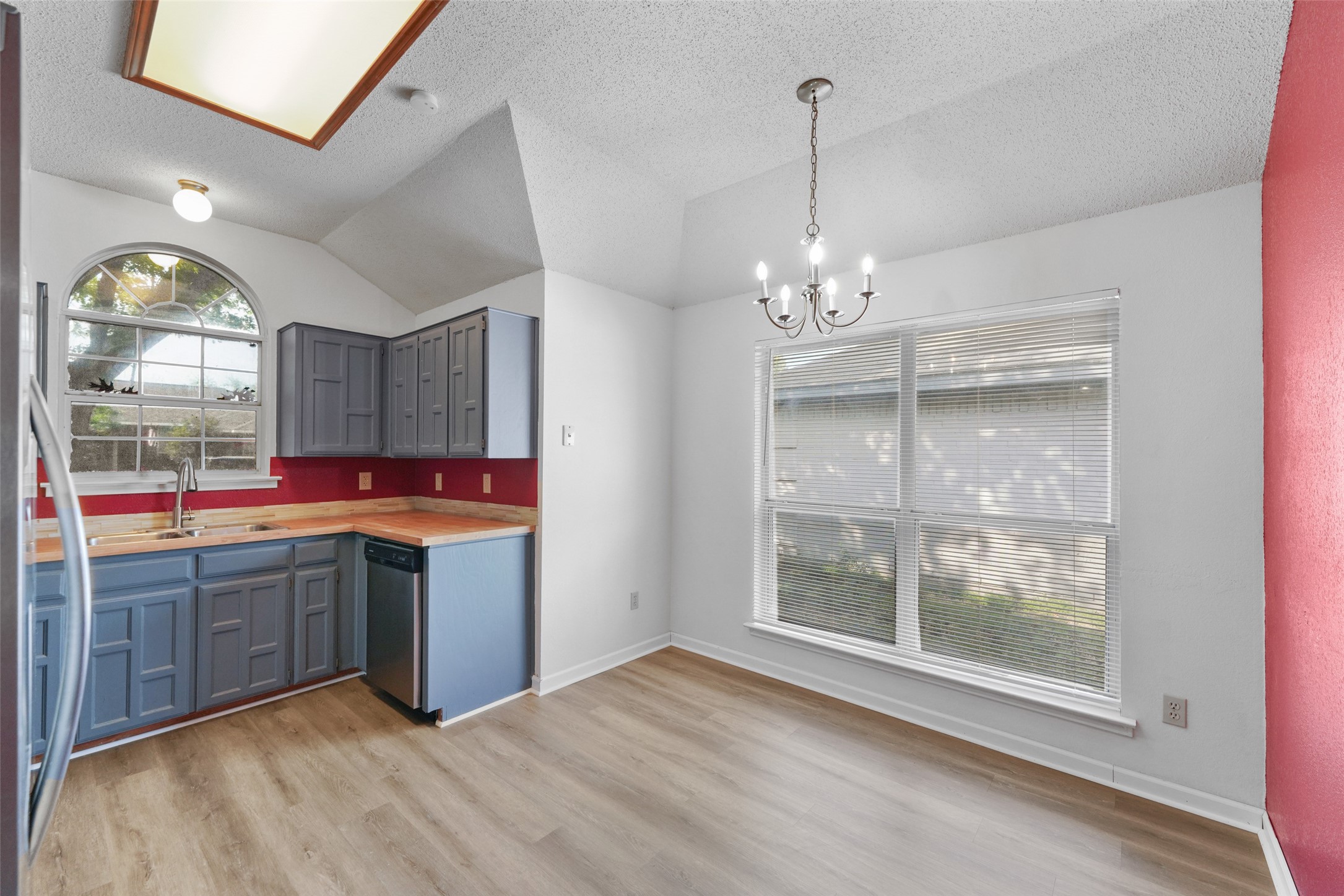 2600 Waterloo Lane Mesquite TX 75181